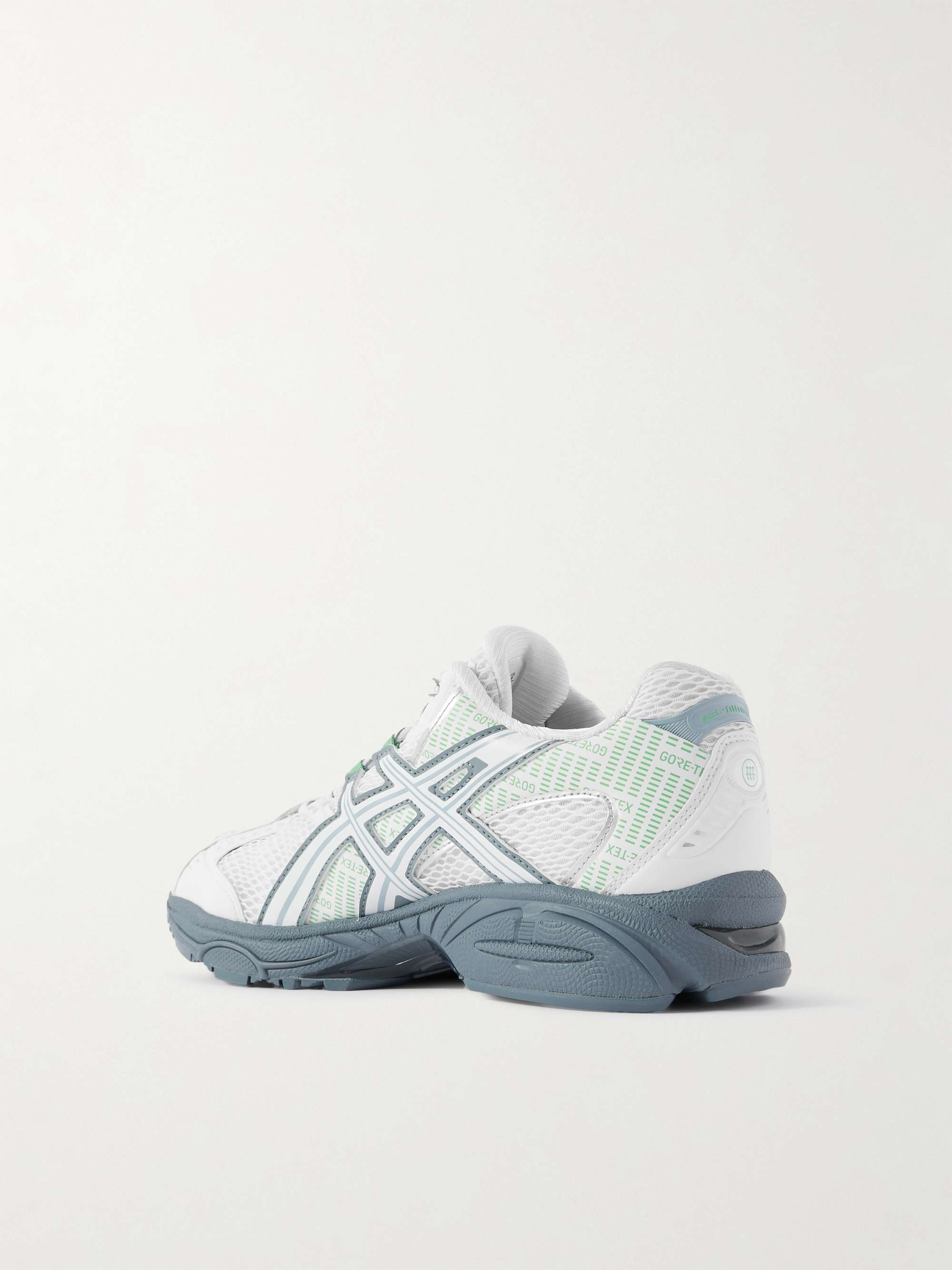 ASICS 