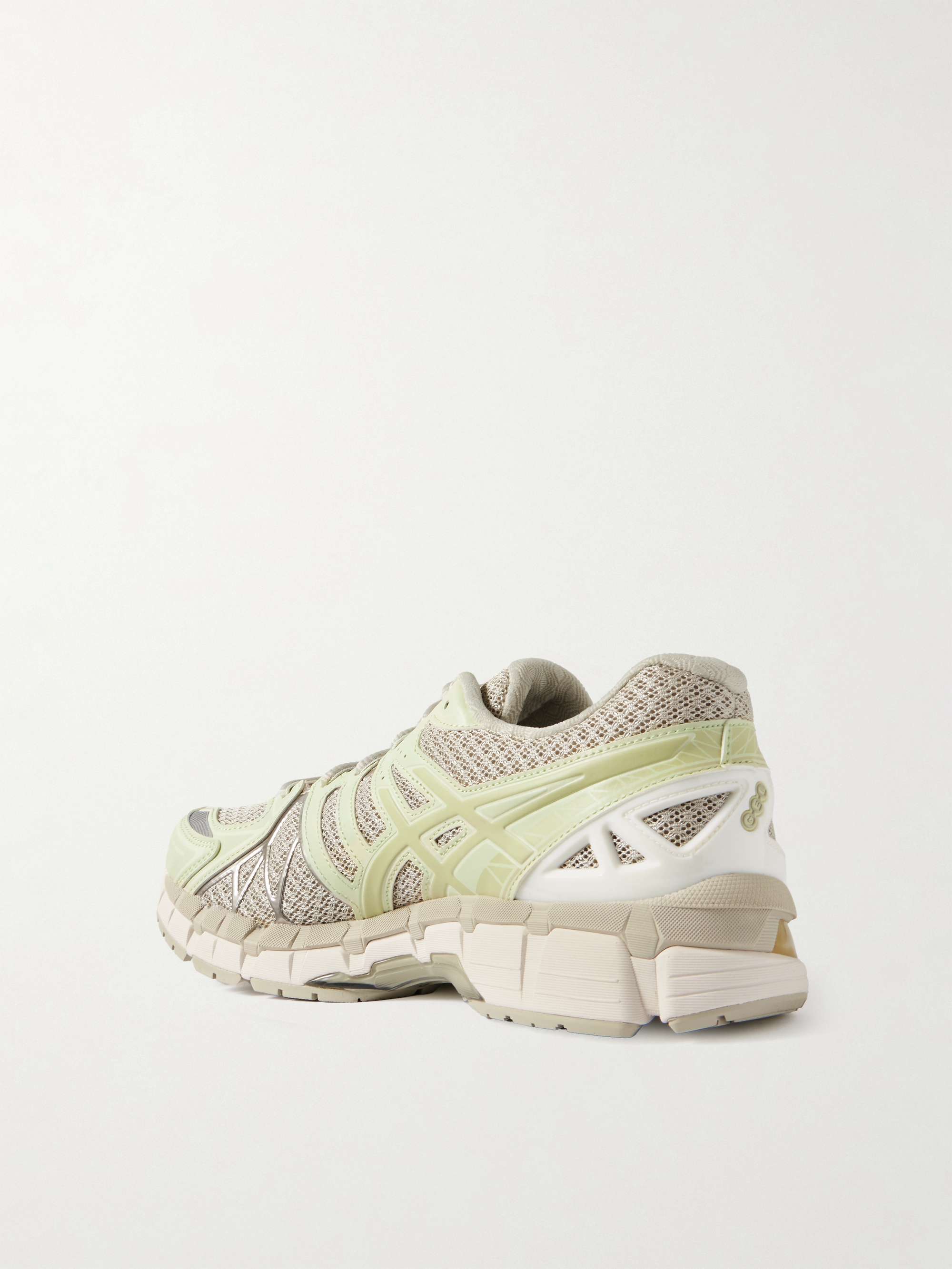 ASICS 