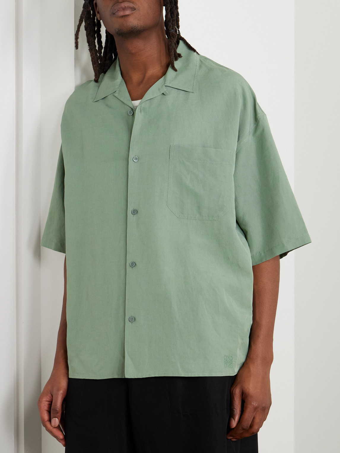  Loewe - Paula's Ibiza Oversized Convertible-collar Logo-embroidered Woven Shirt - Men - Green - Eu 41 