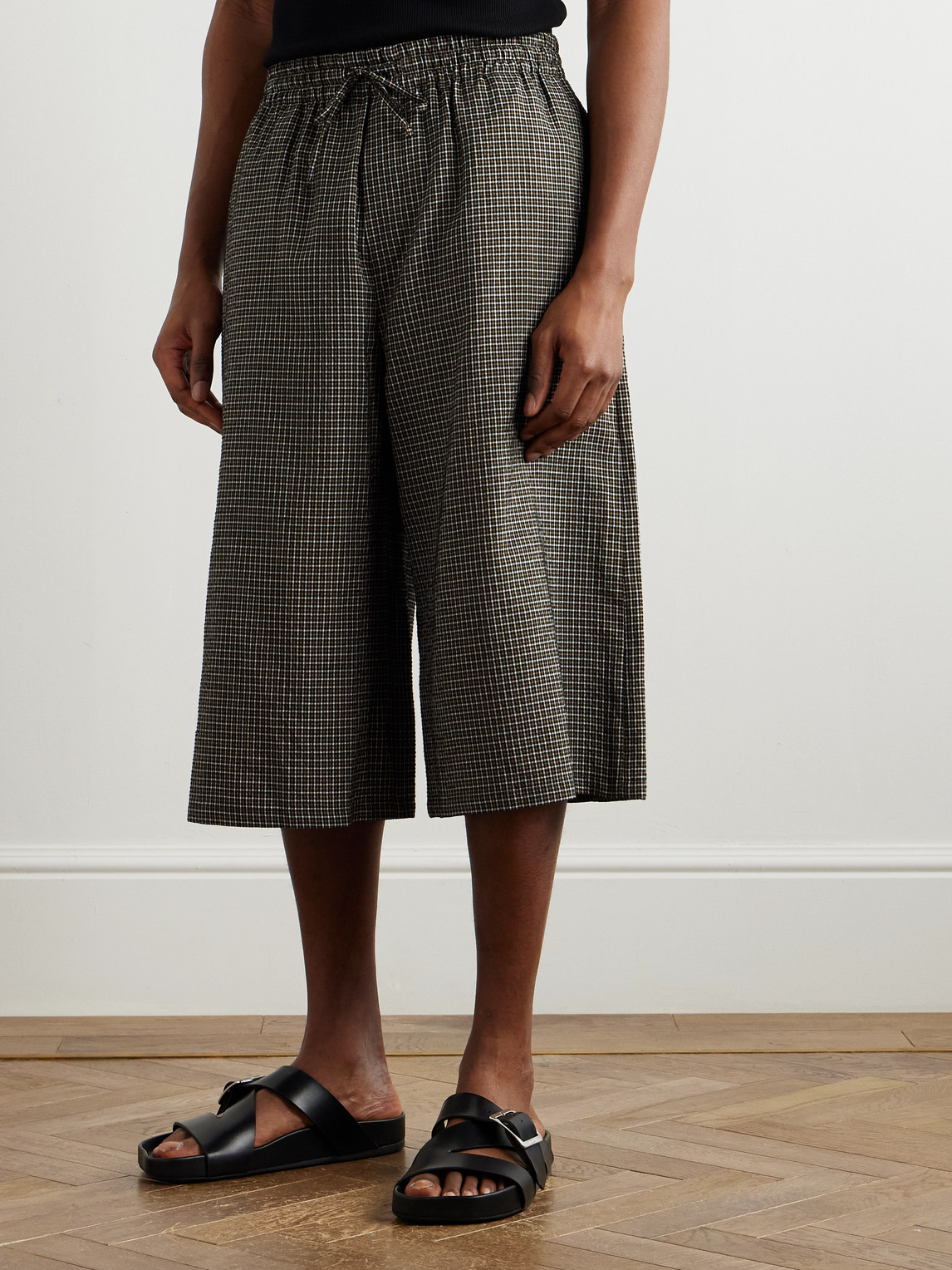 Loewe Paula's Ibiza Wide-leg Checked Gauze Drawstring Shorts In Gray