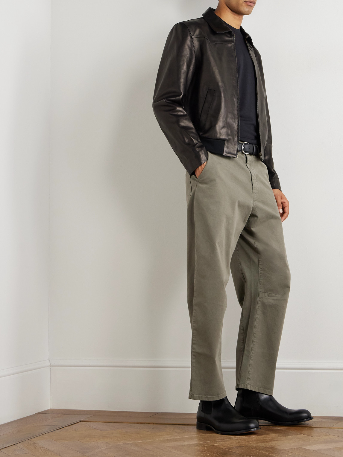 Nili Lotan Carpenter Straight-leg Cropped Cotton-blend Twill Trousers In Brown