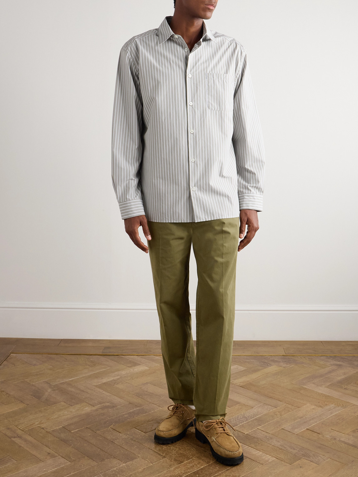 Apc Pieter Straight-leg Pleated Cotton Trousers In Green