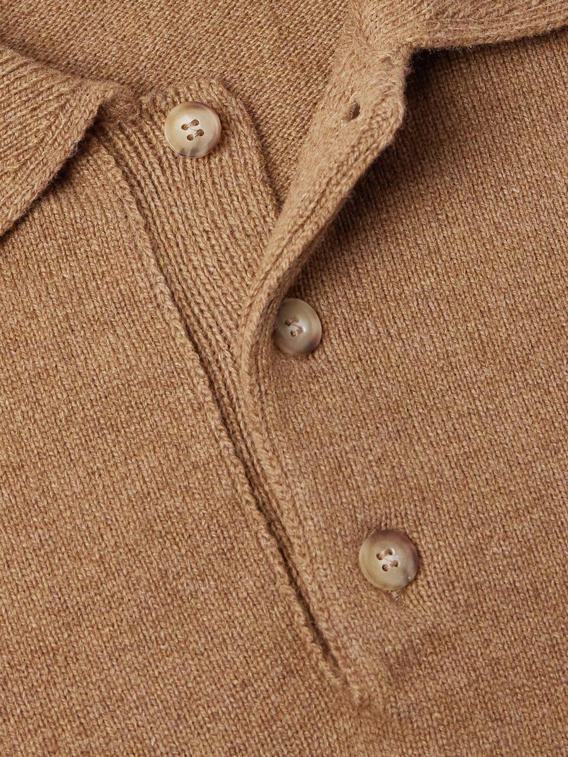 Apc Tan Manuel Polo