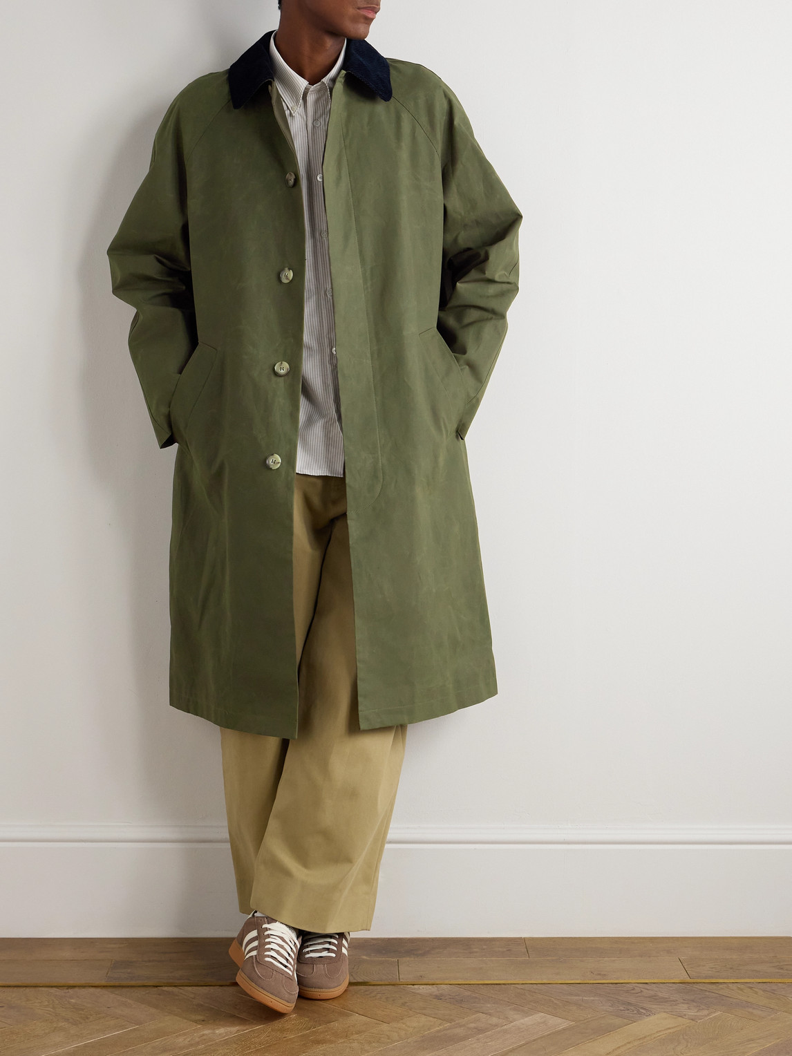 Apc Gaspard Oversized Corduroy-trimmed Coated Cotton-canvas Coat In Green