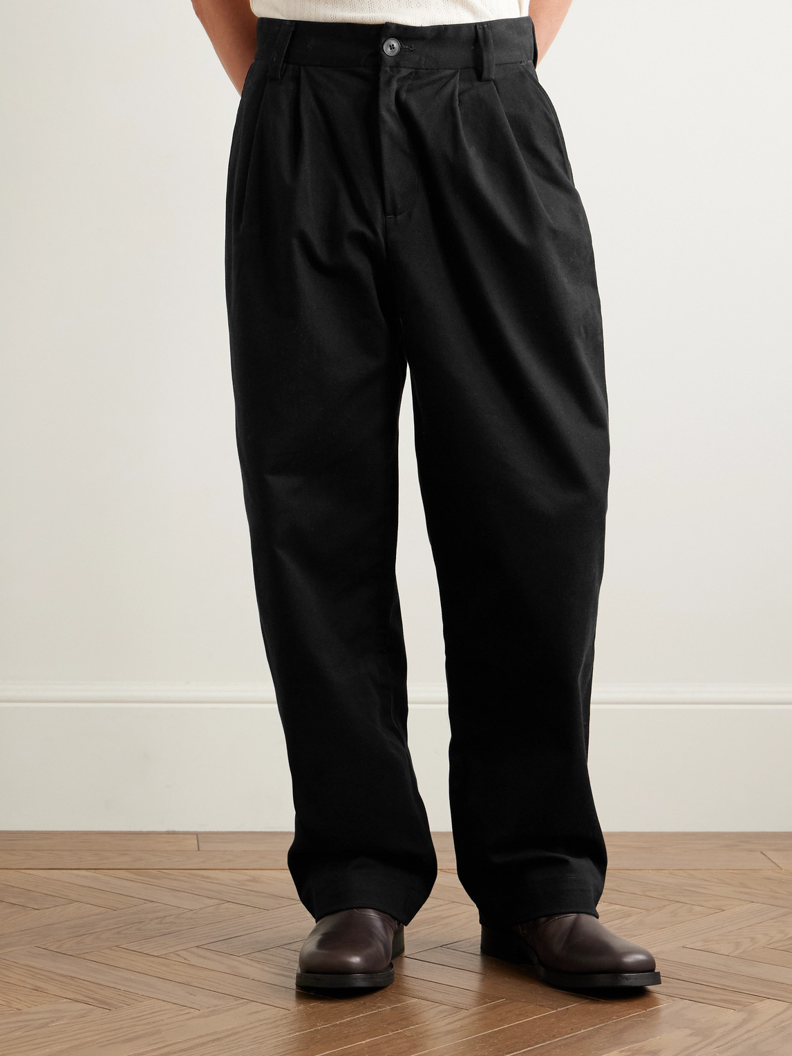Agolde Slater Straight-leg Pleated Cotton-twill Trousers In Black