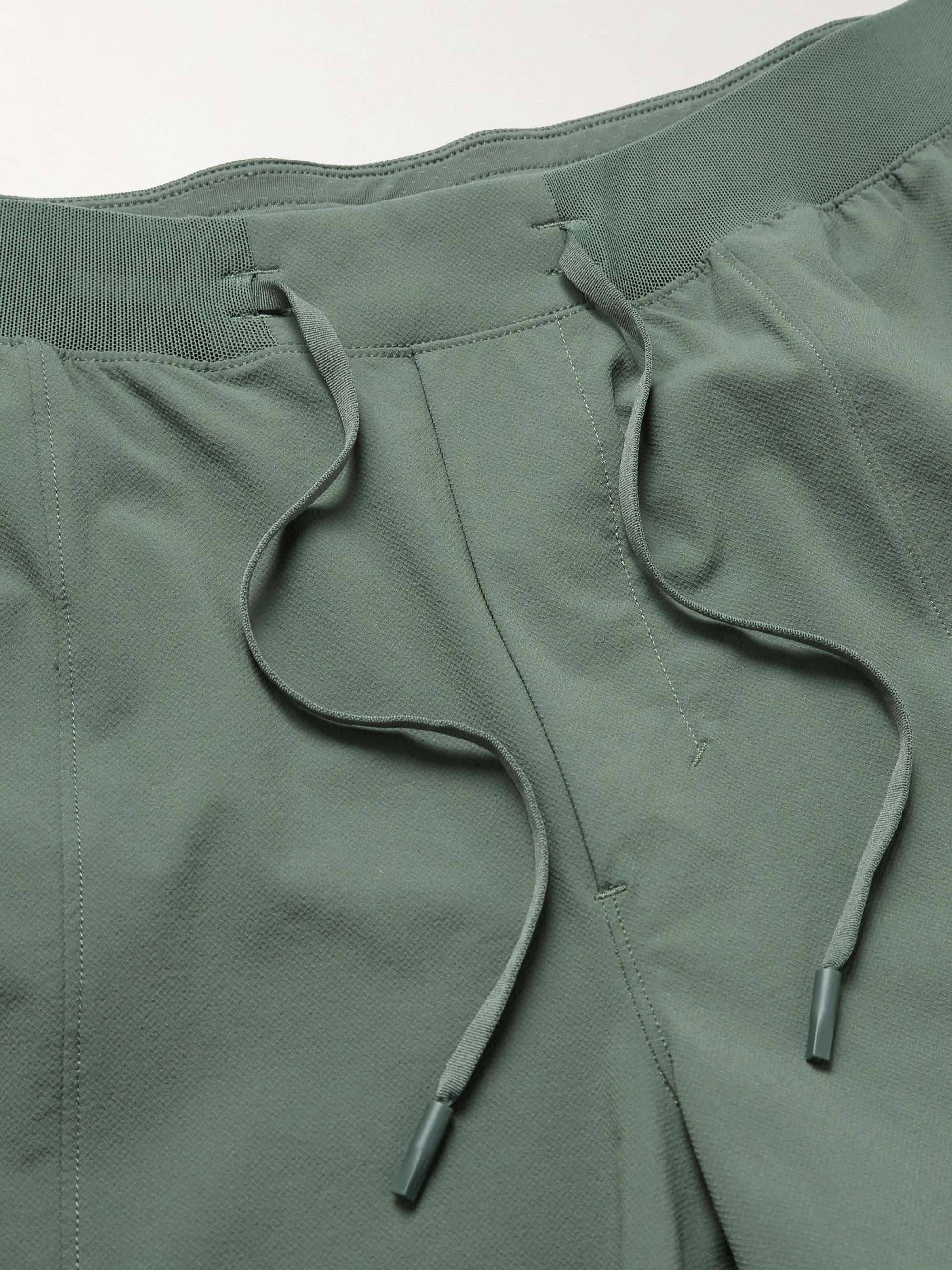 LULULEMON 