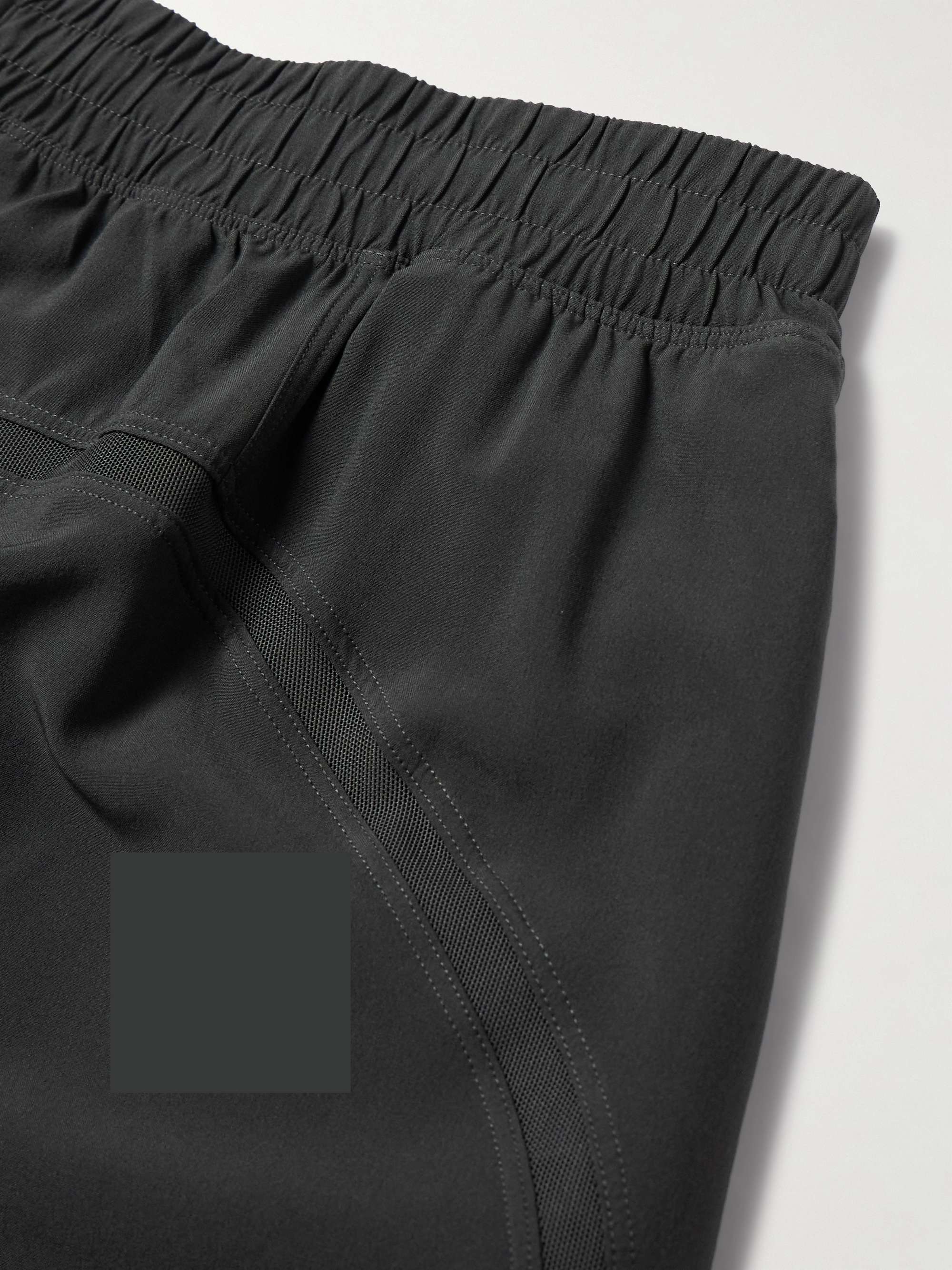 LULULEMON 