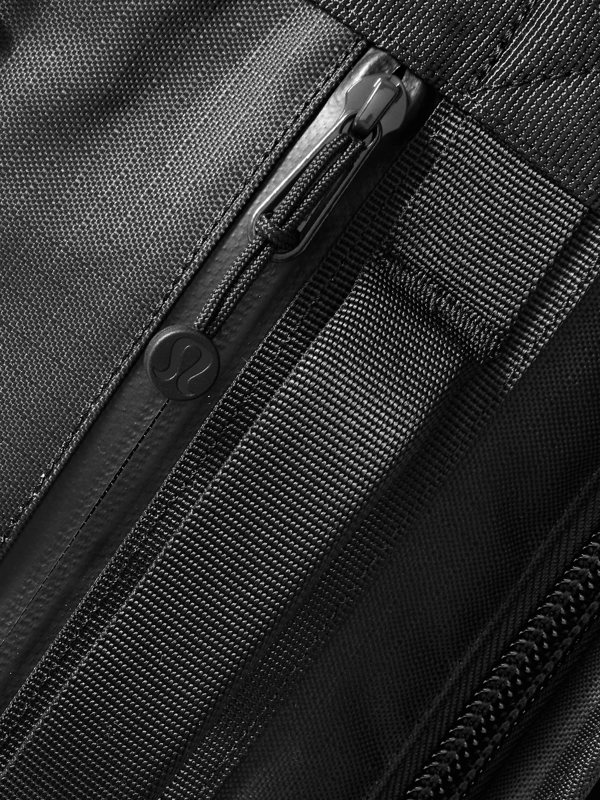 LULULEMON 