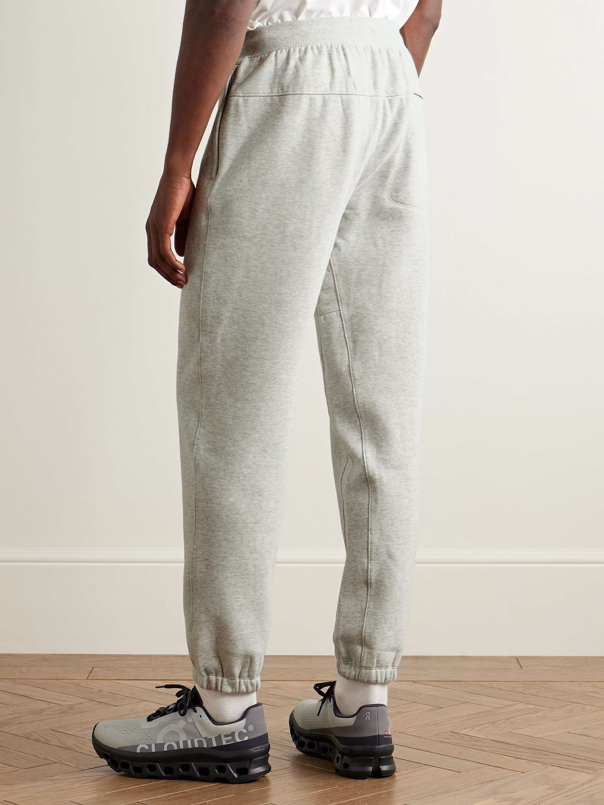 LULULEMON 