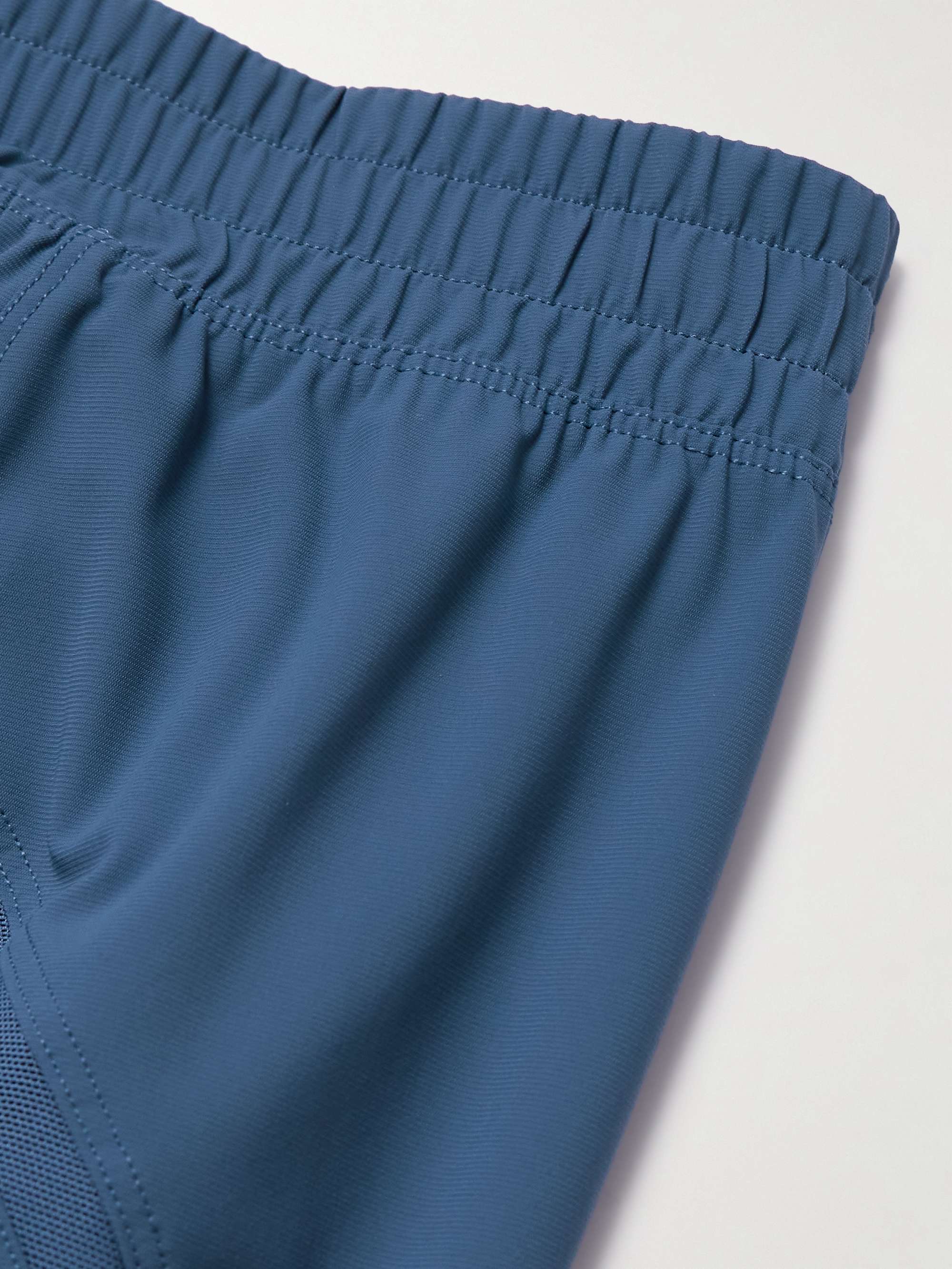 LULULEMON 