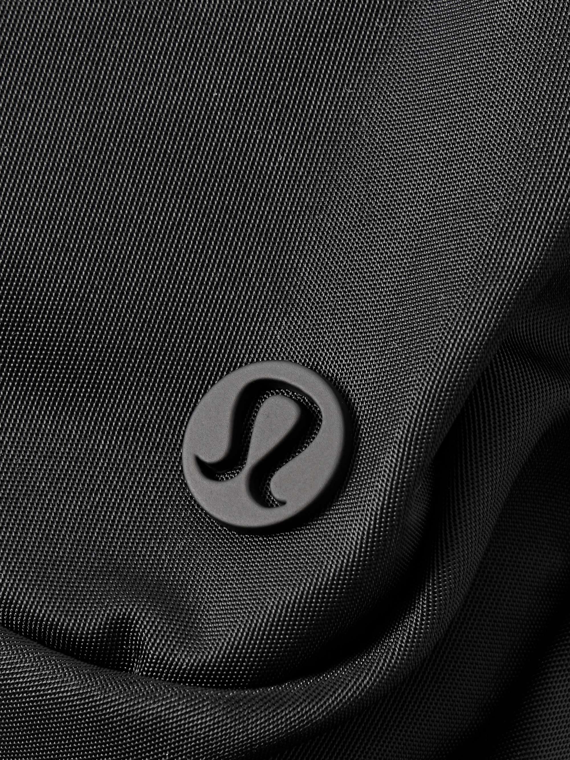 LULULEMON 