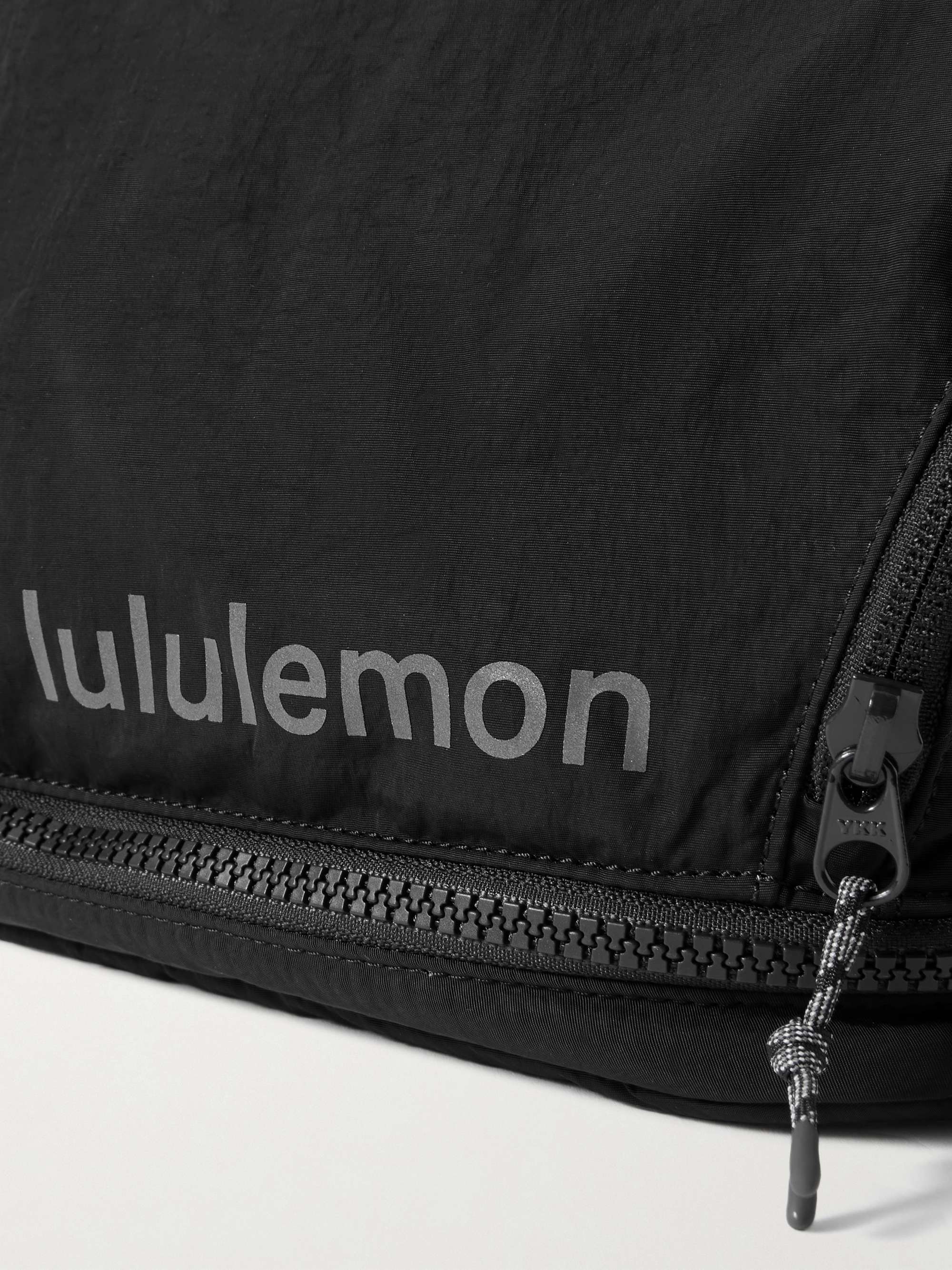 LULULEMON 