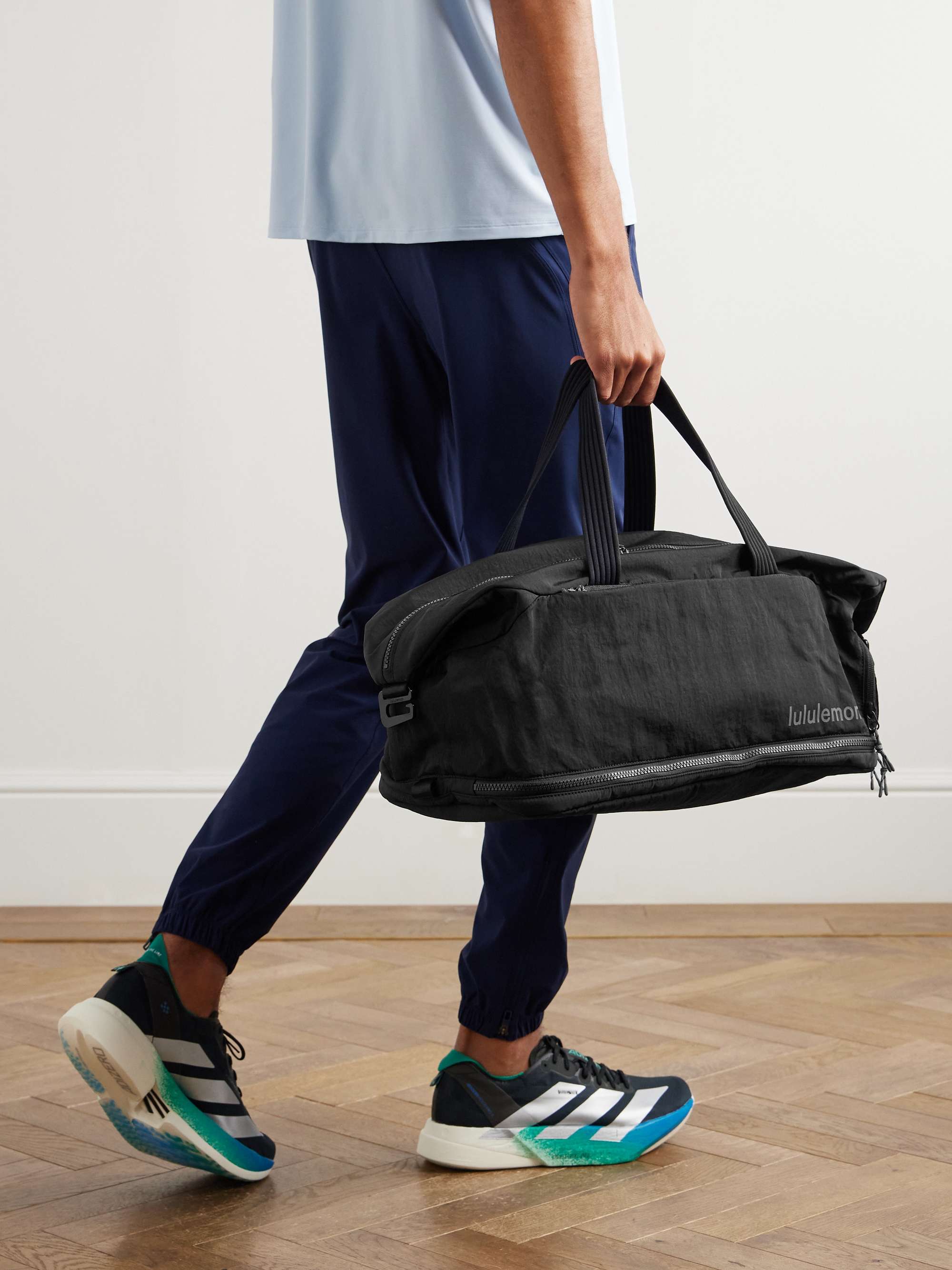LULULEMON 