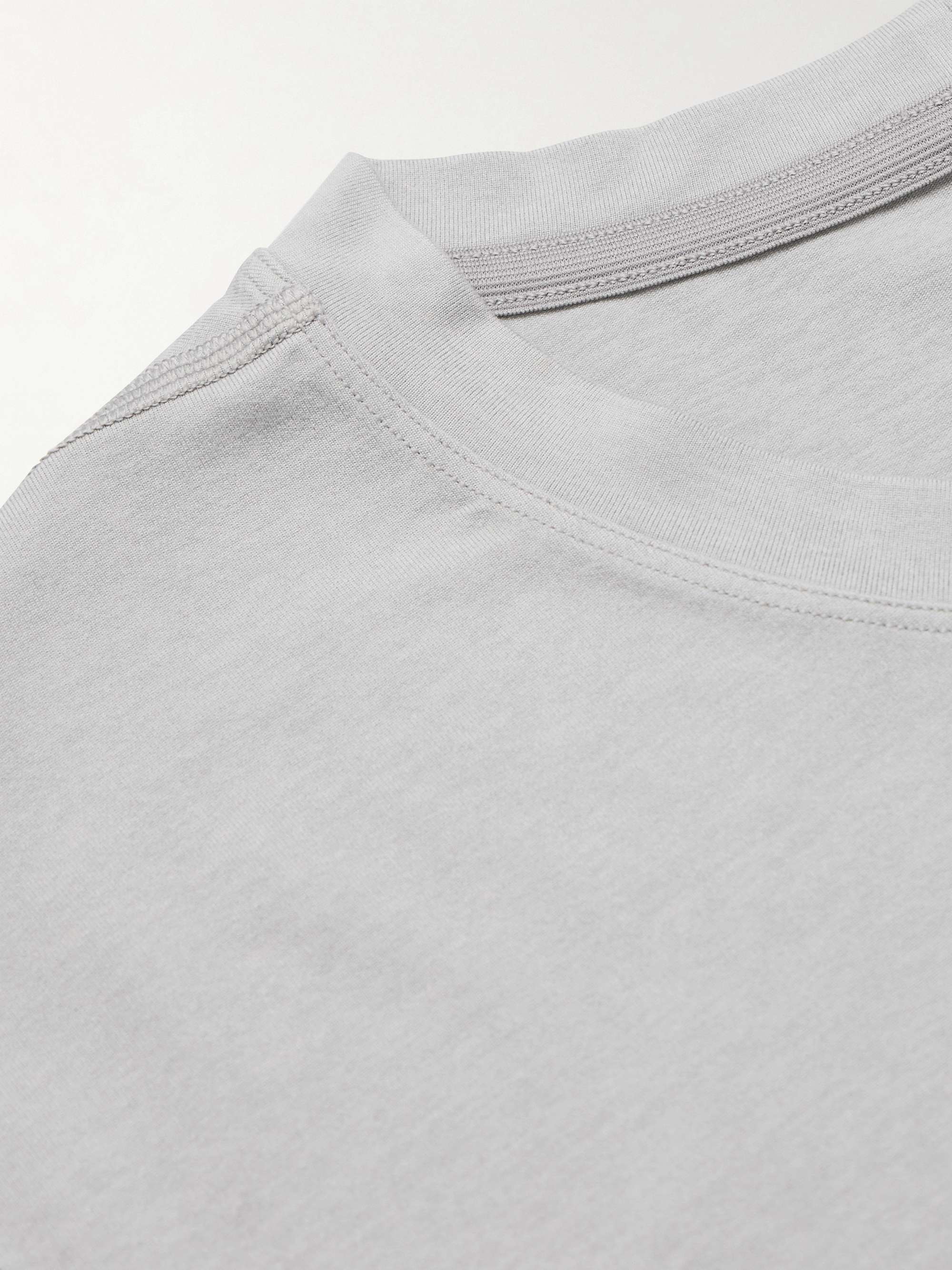 LULULEMON 