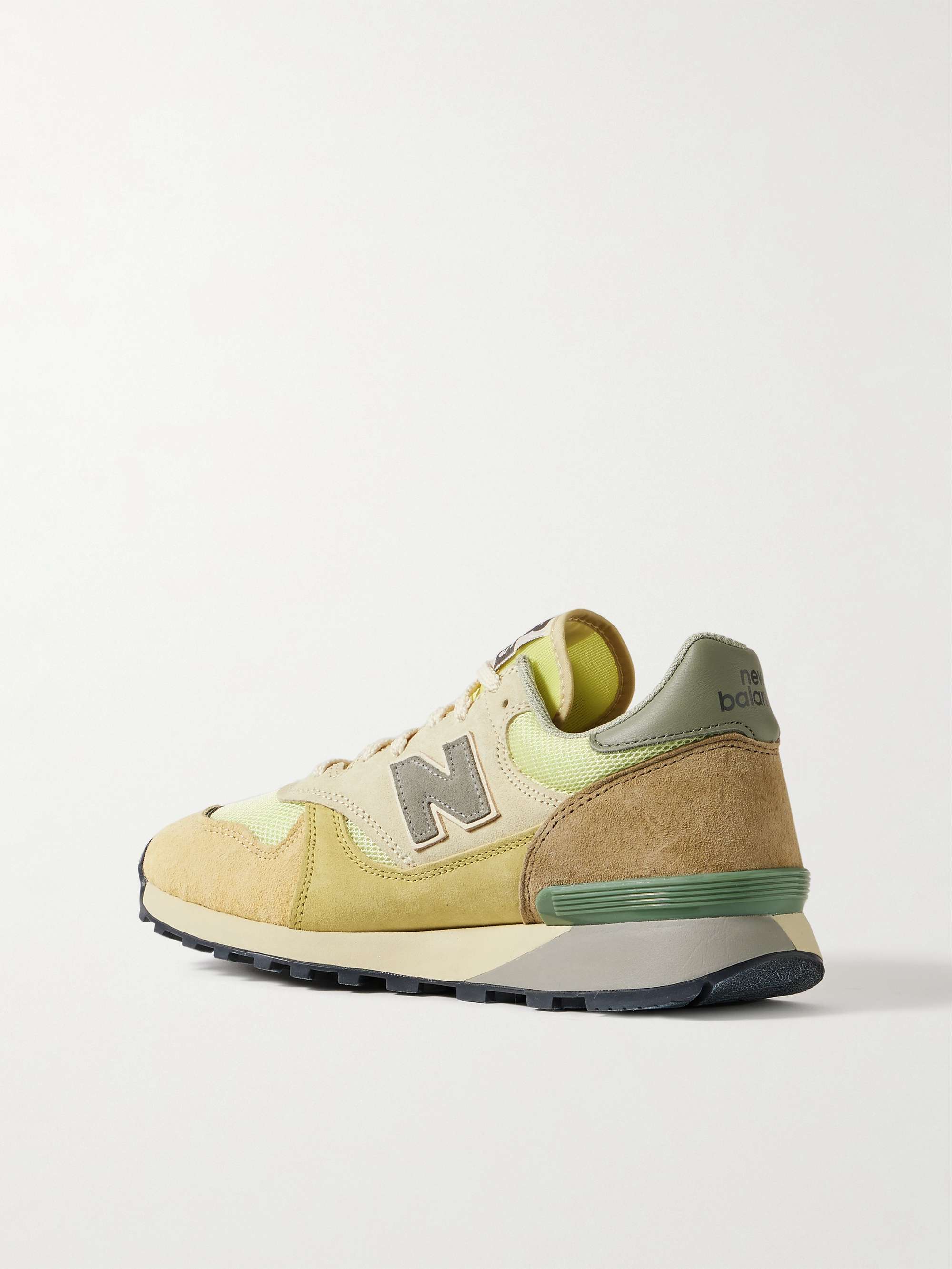NEW BALANCE 