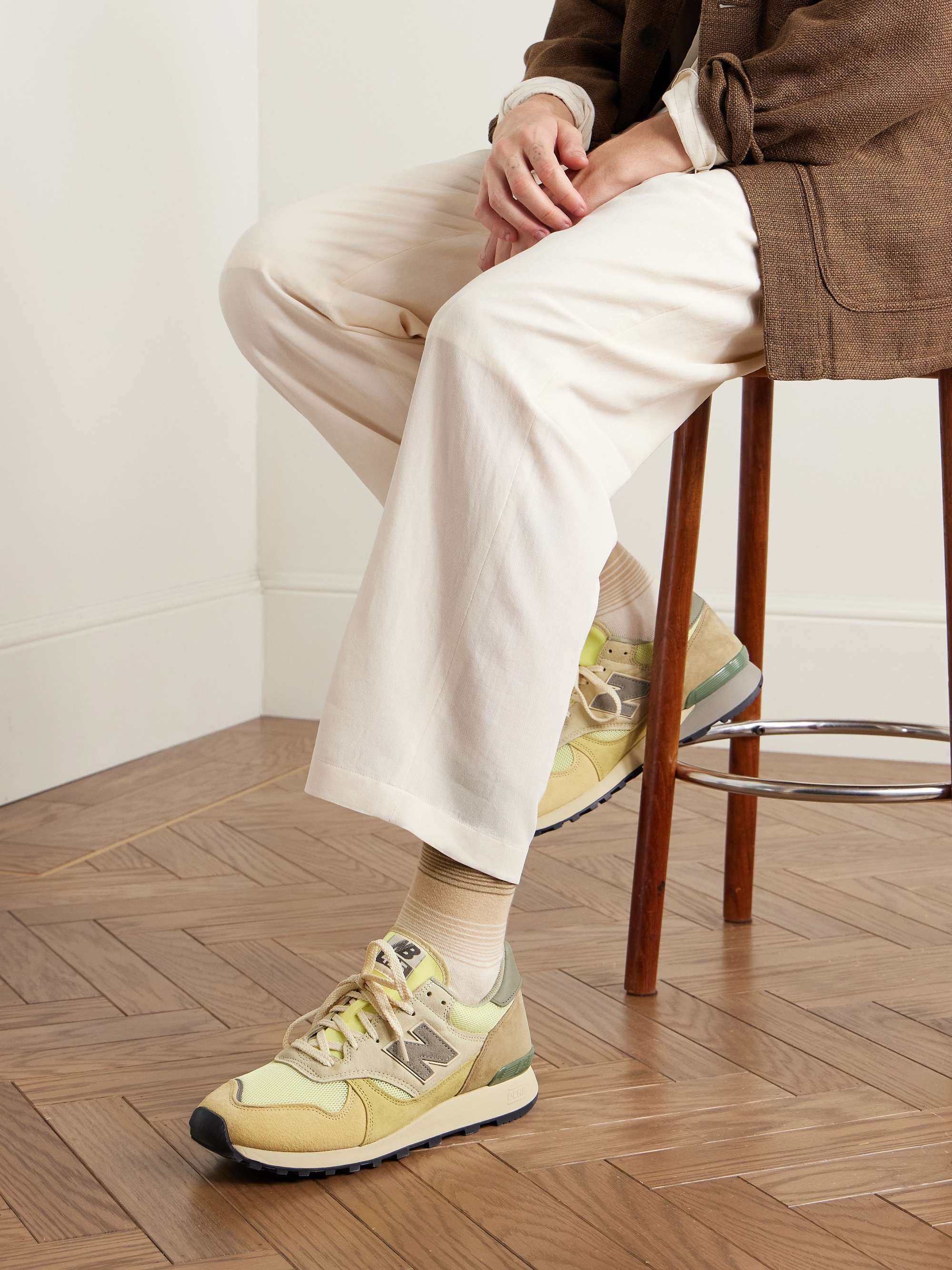 NEW BALANCE 