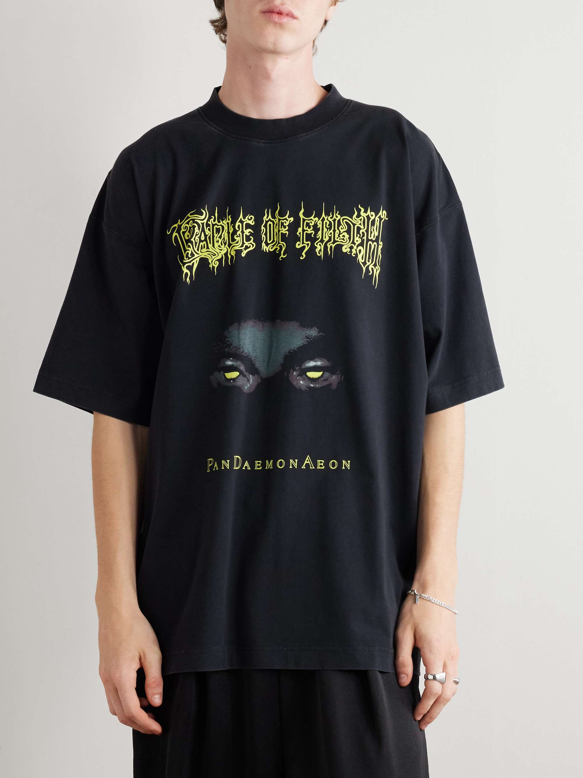 VETEMENTS 
