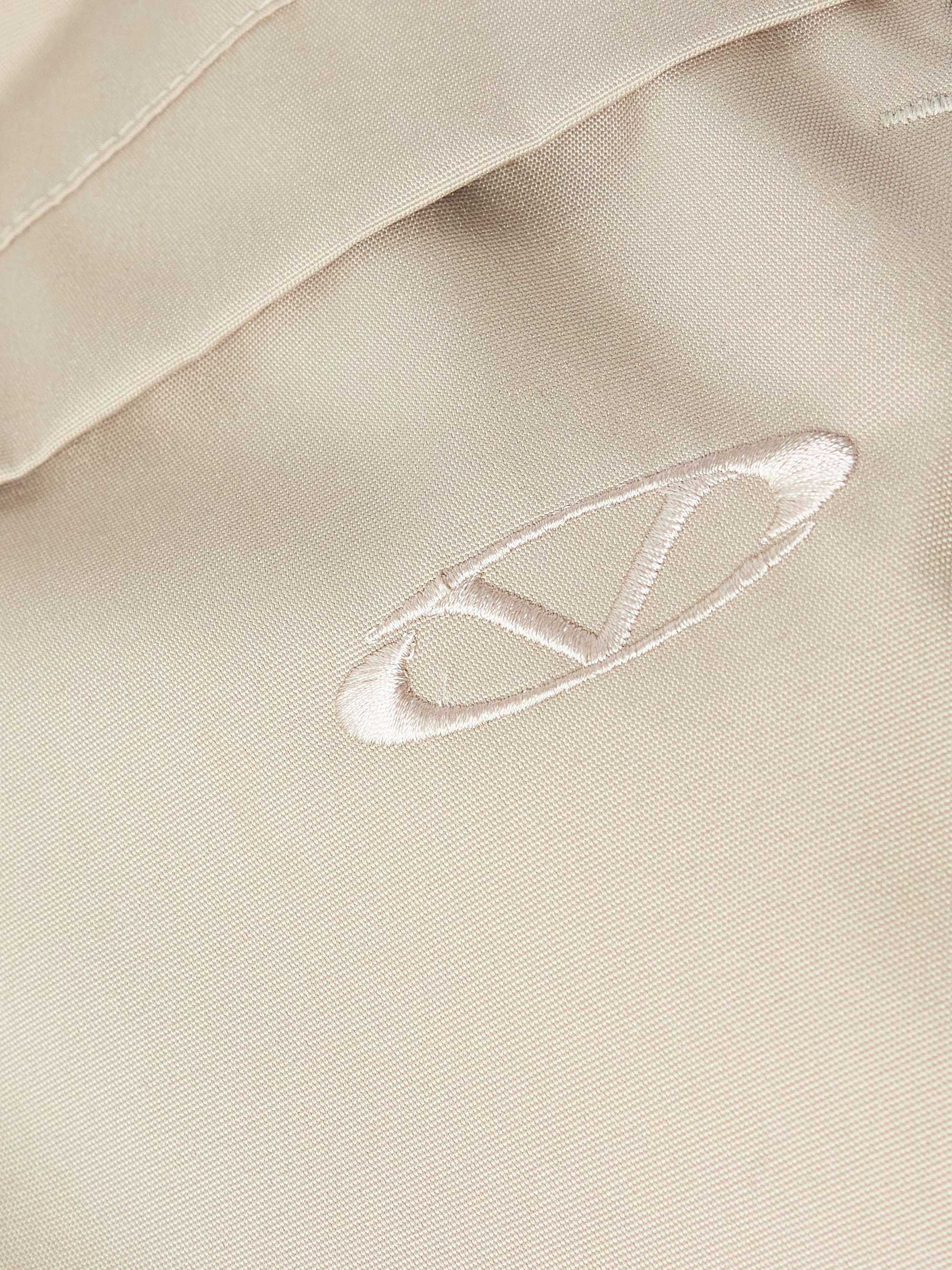VETEMENTS 