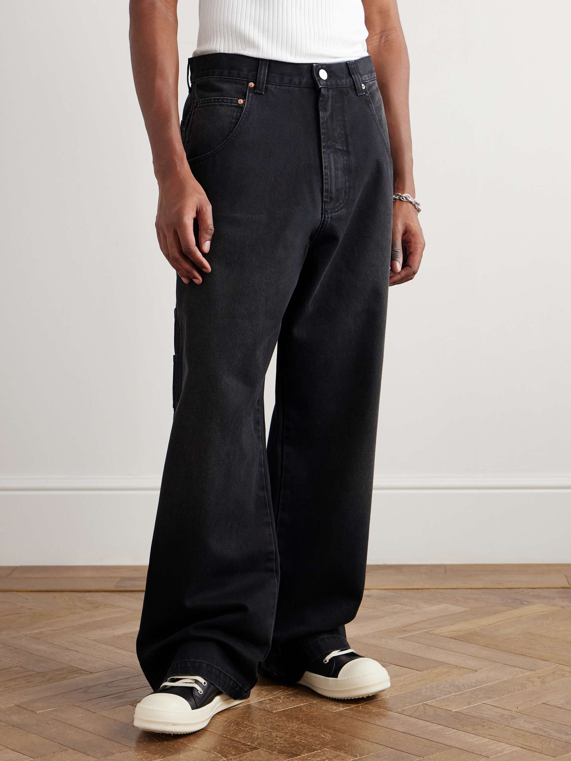 VETEMENTS 