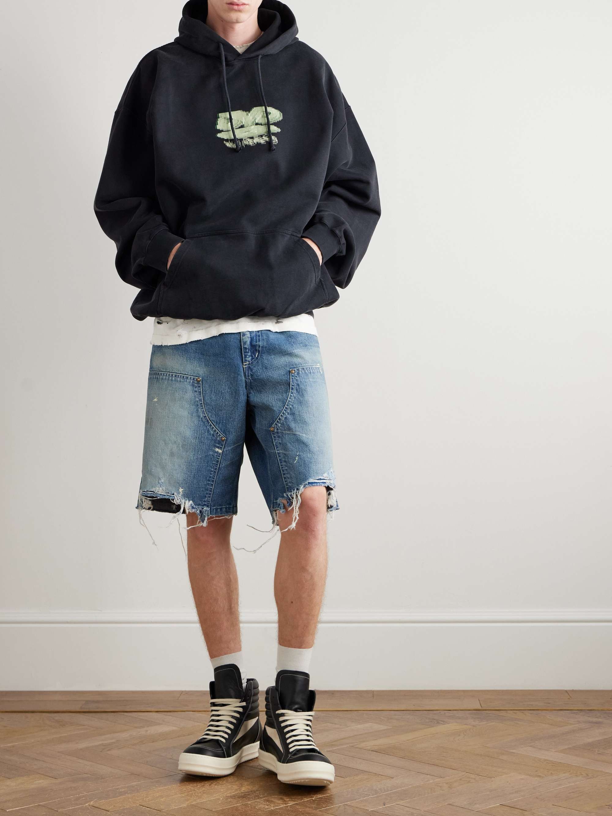 VETEMENTS 