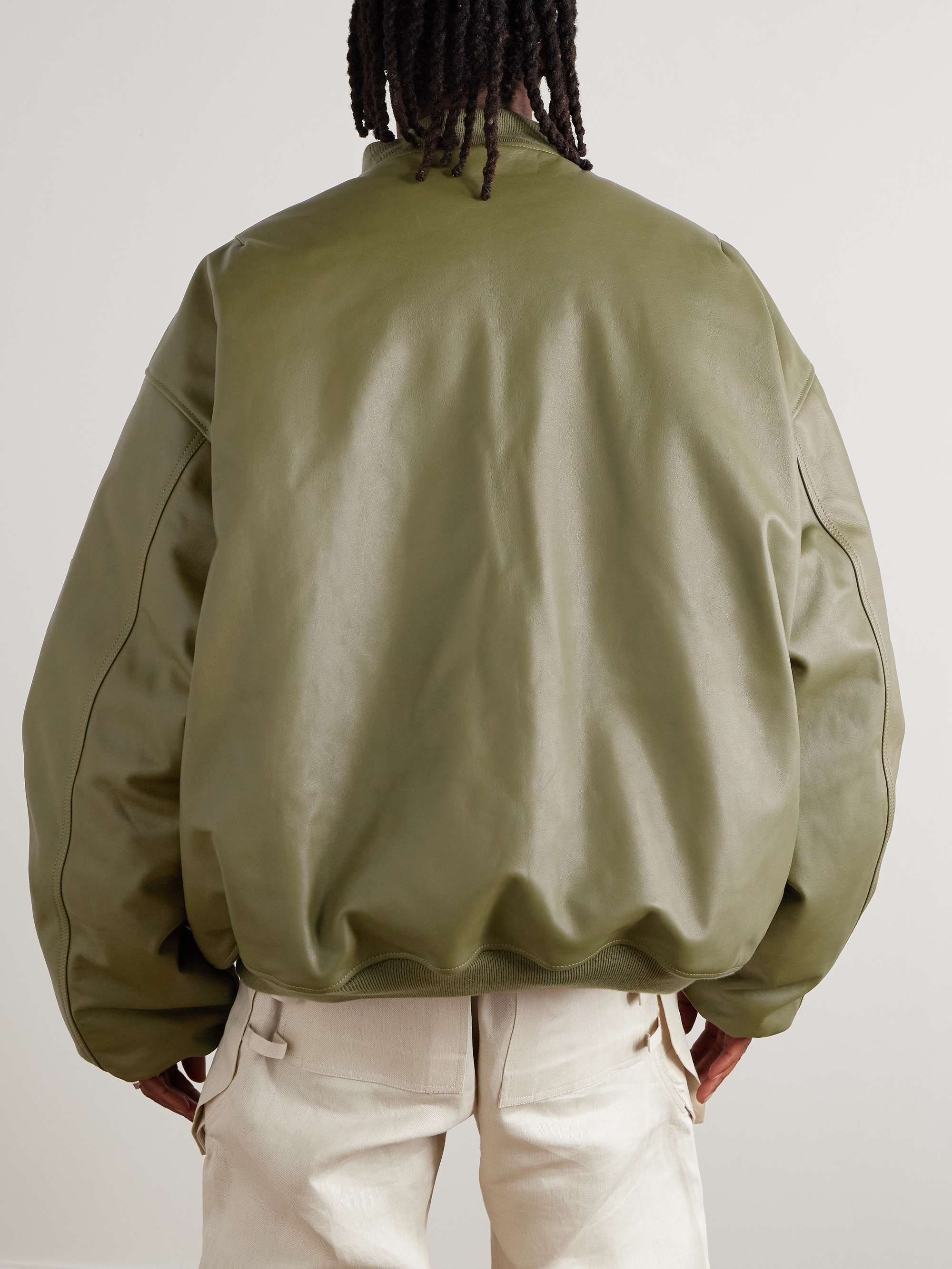 VETEMENTS 