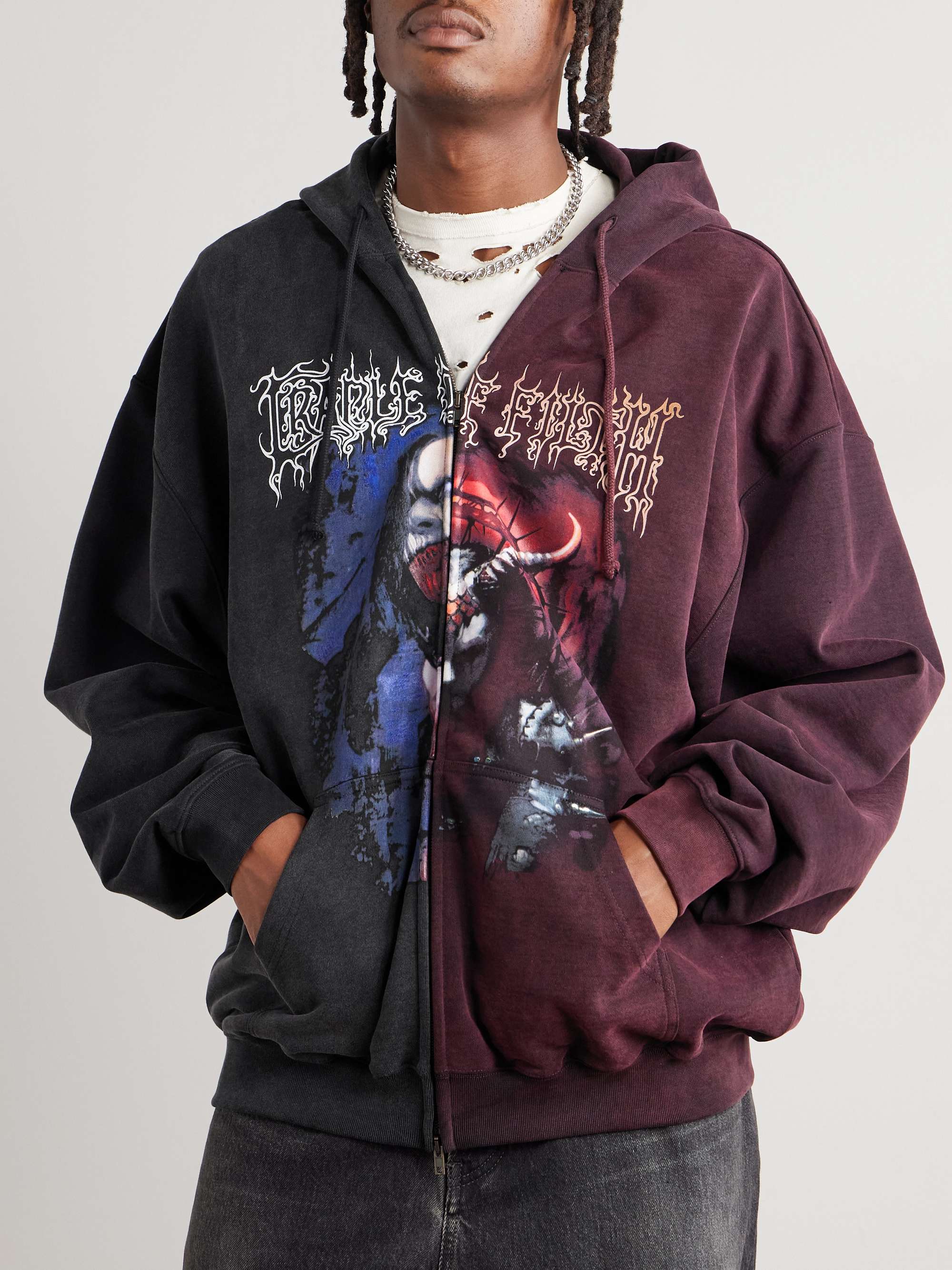 VETEMENTS 