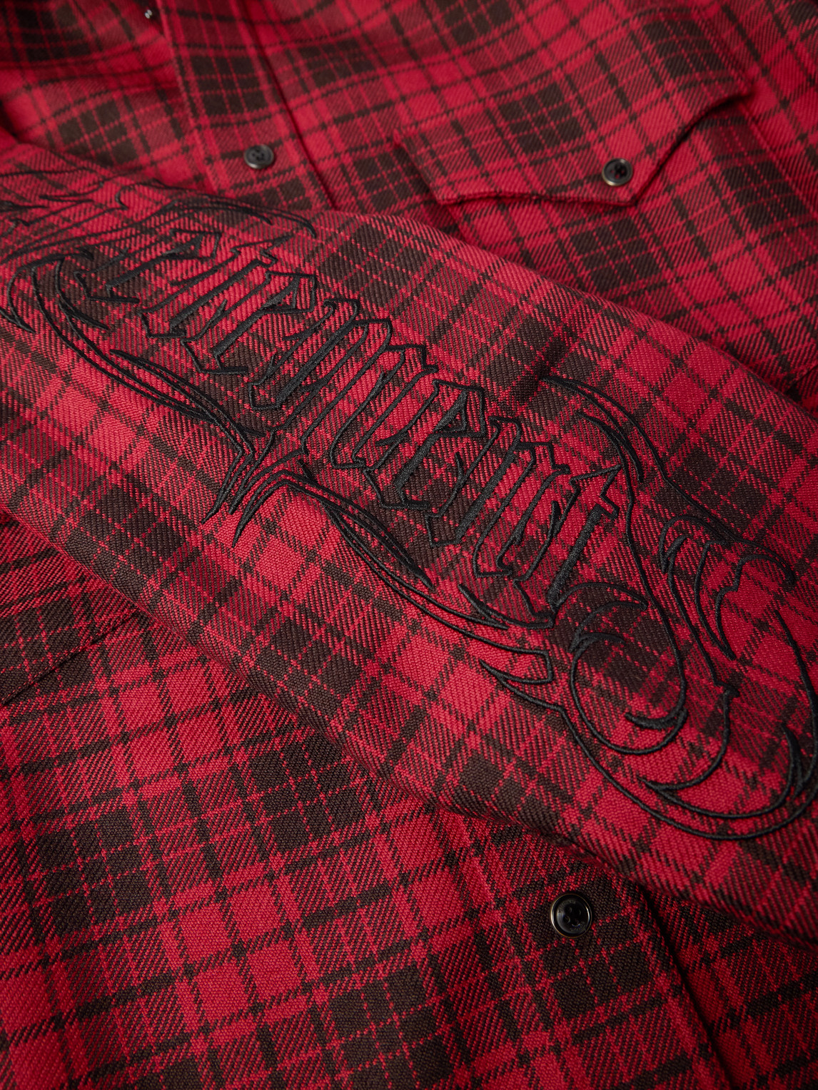 Vetements Logo-embroidered Checked Wool Shirt In Red