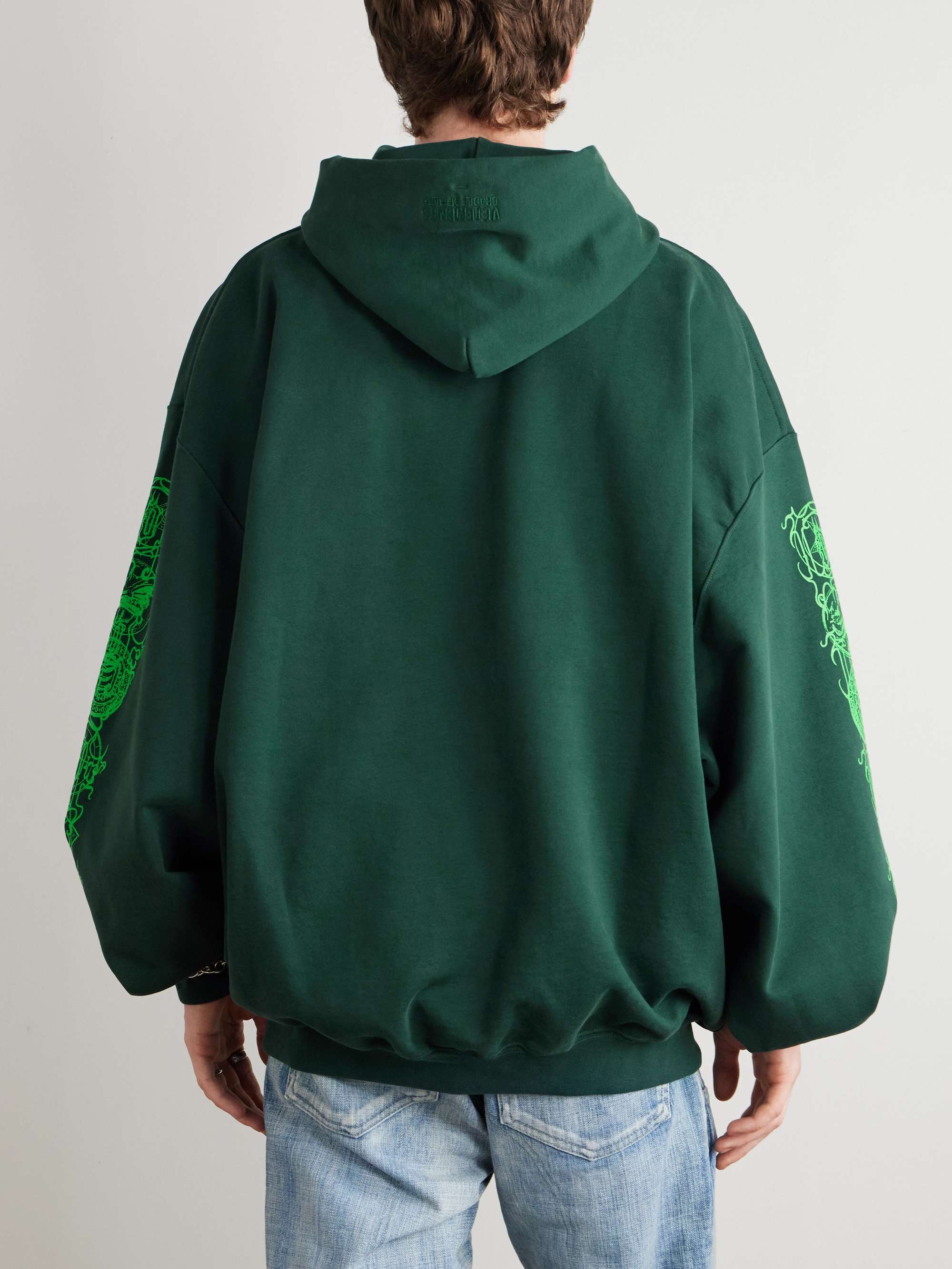 VETEMENTS 