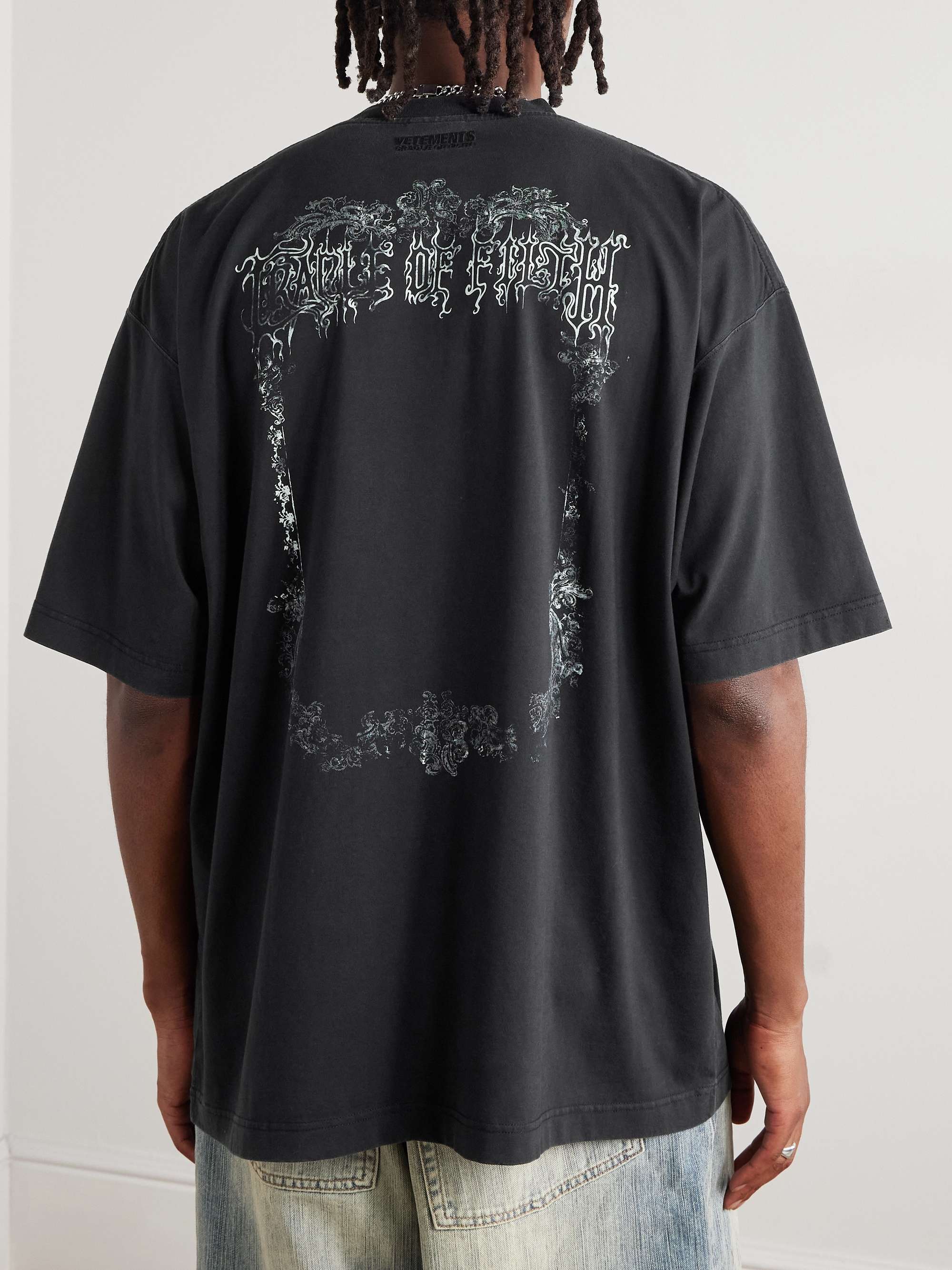 VETEMENTS 