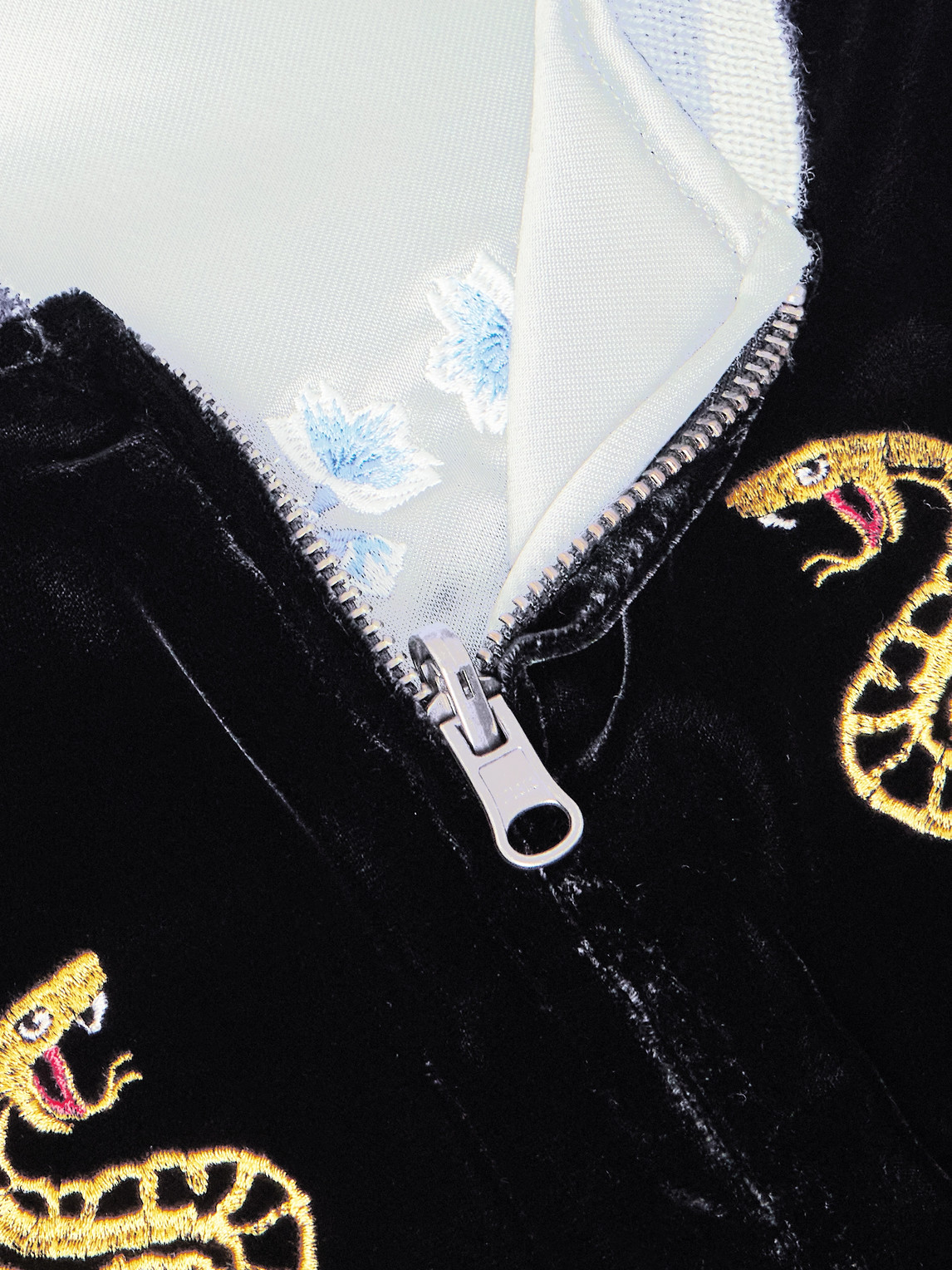  Blue Blue Japan - Tora Ni Fuji Reversible Embroidered Velvet And Satin Bomber Jacket - Men - Black - S 