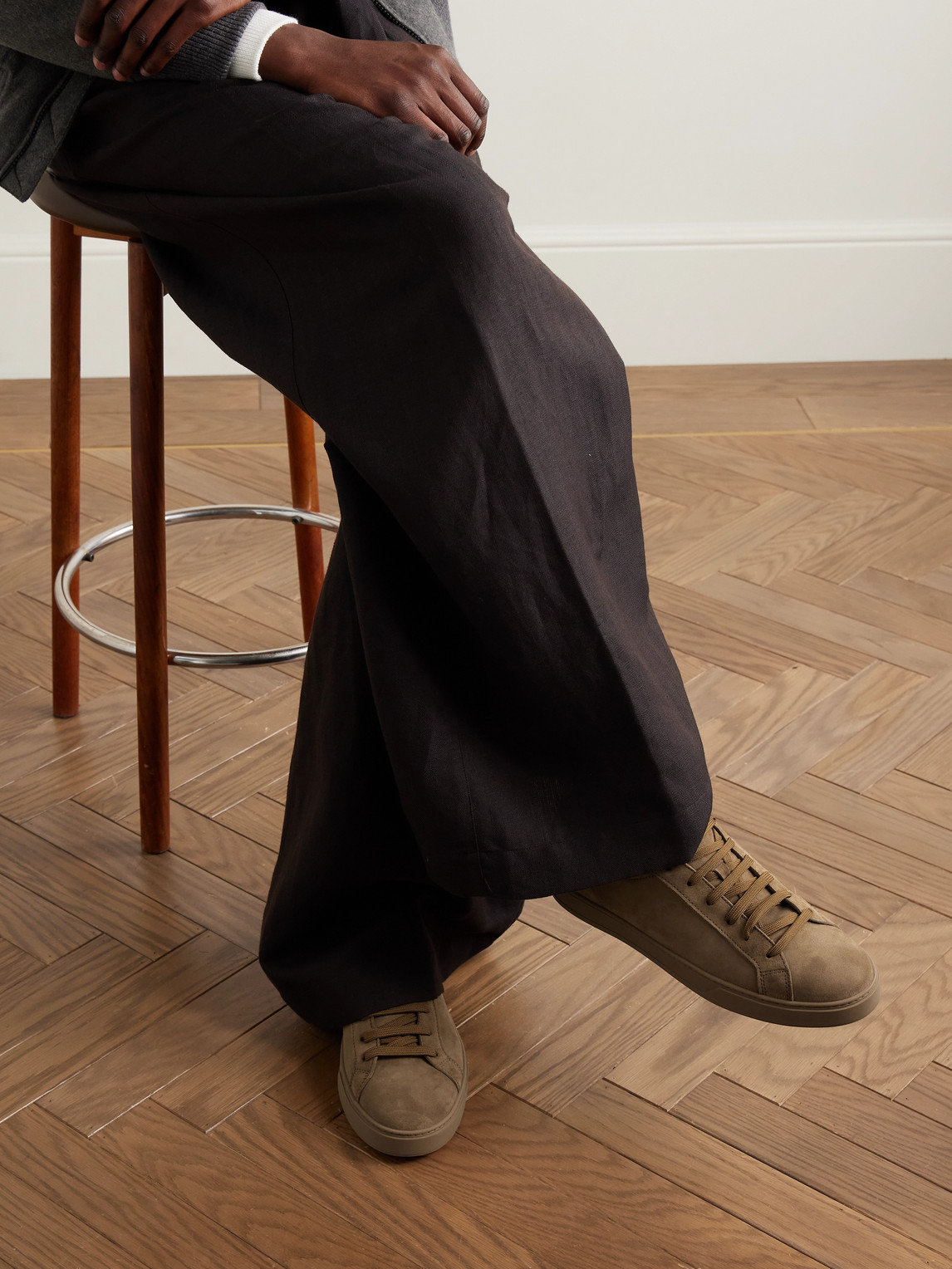 Tod's Nabuk Sneakers With Minimalist Design And Logo Detail In Brown