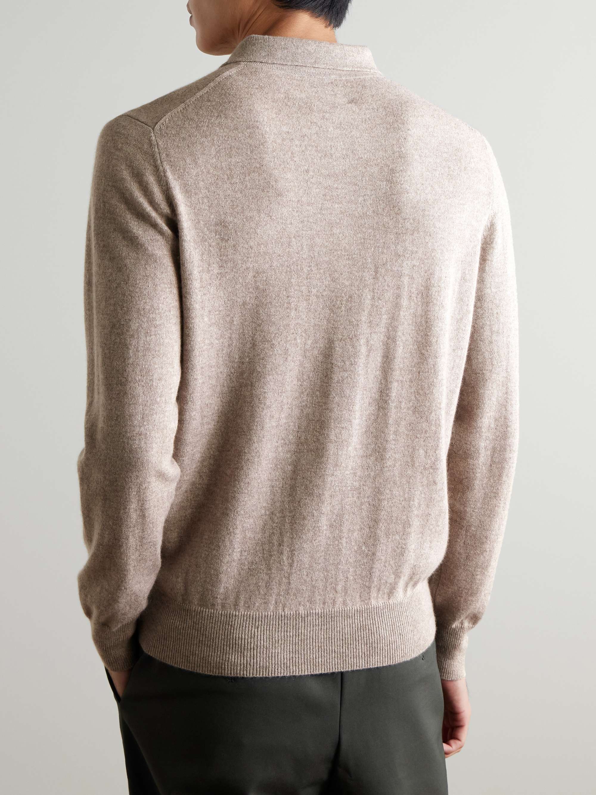 ALLUDE 
