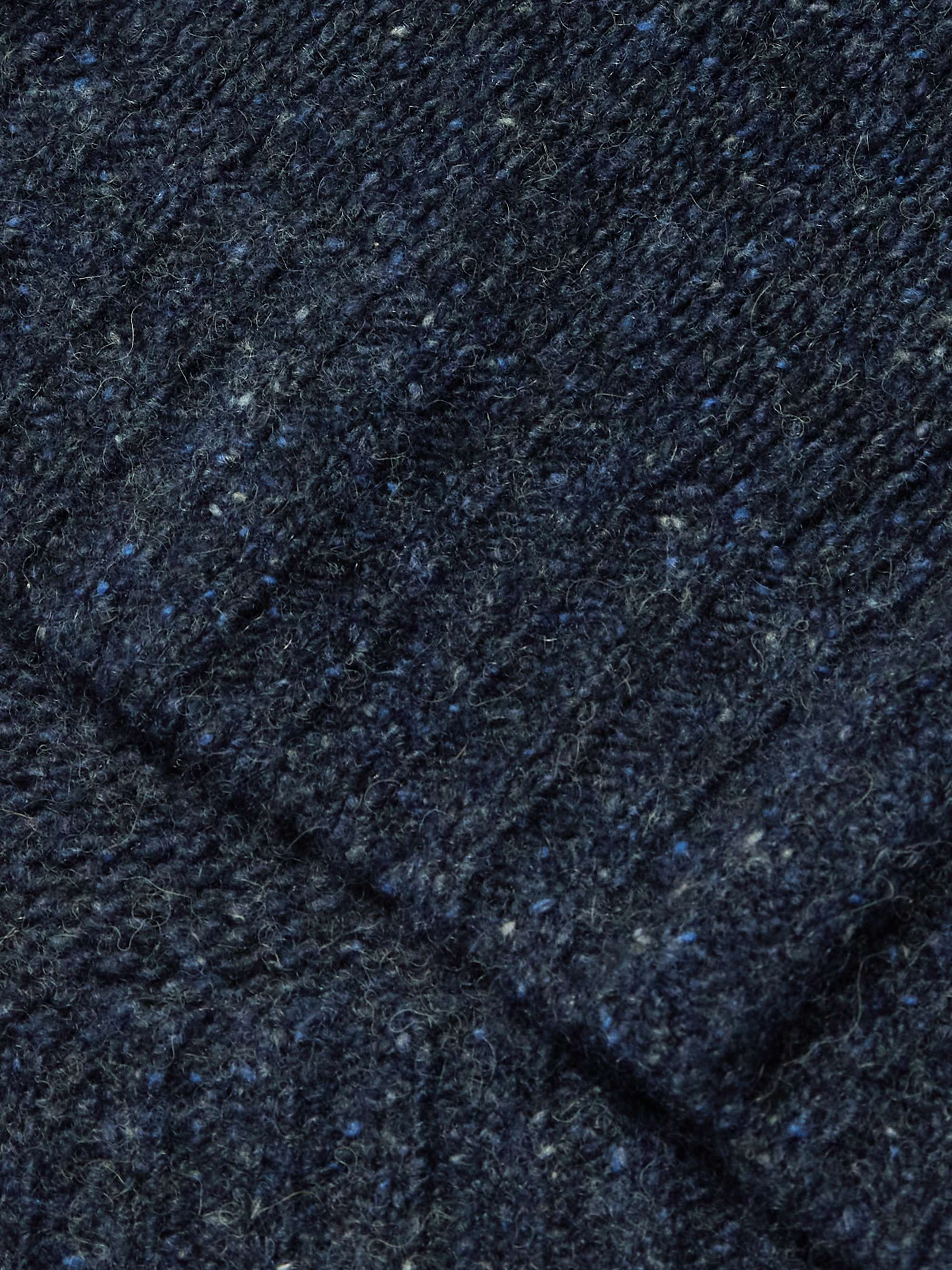 ALLUDE 