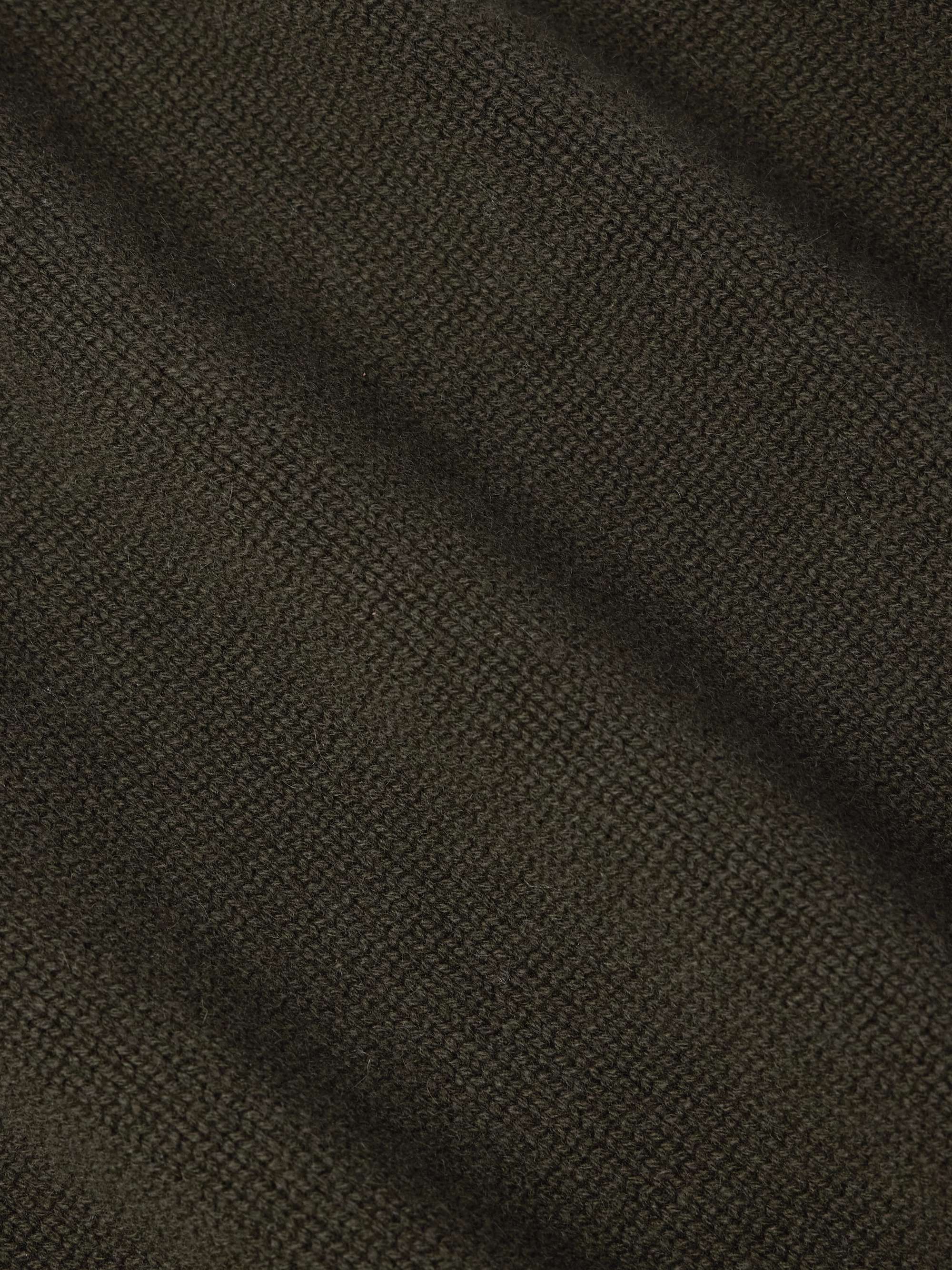 ALLUDE 