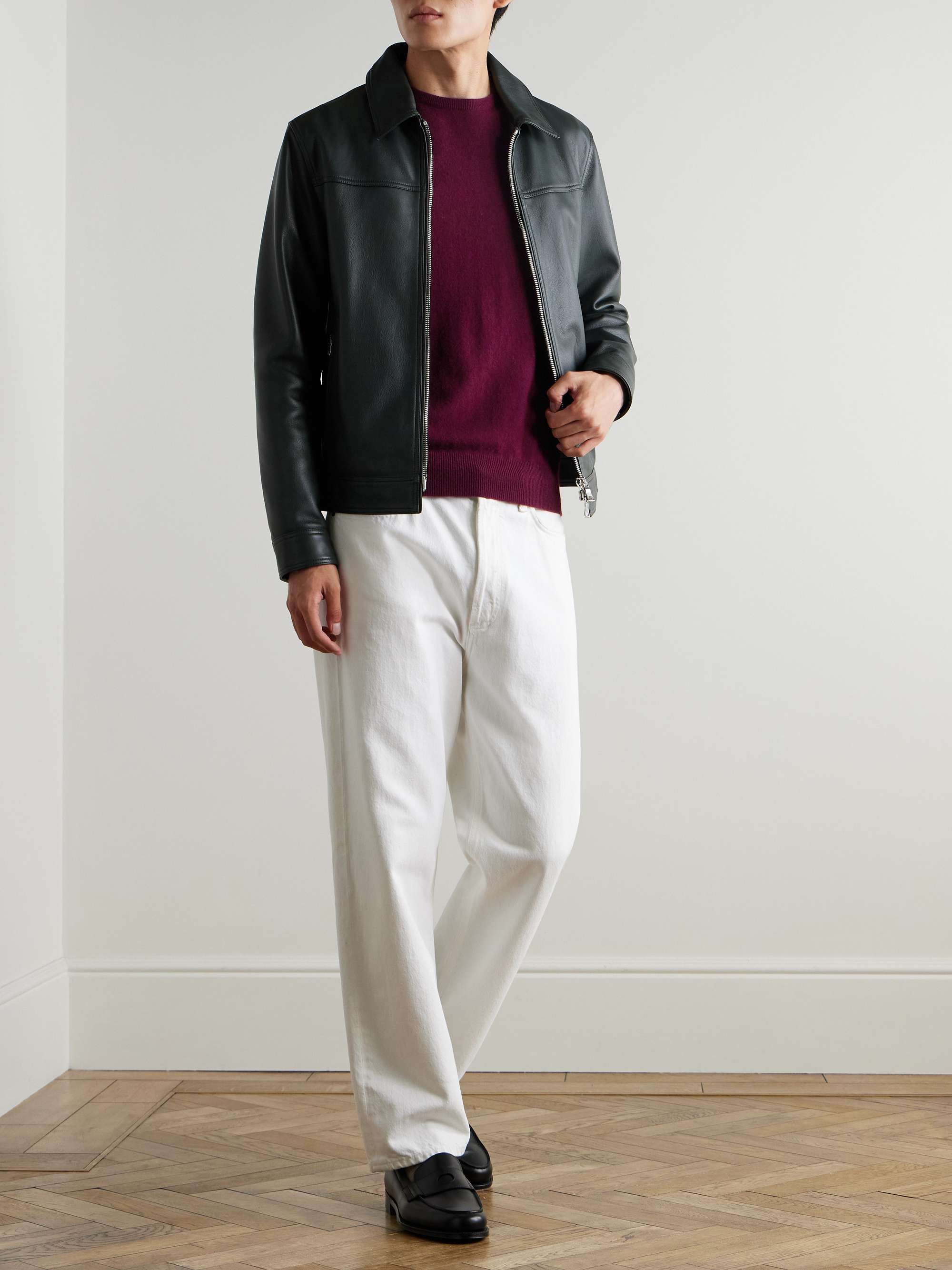 ALLUDE 