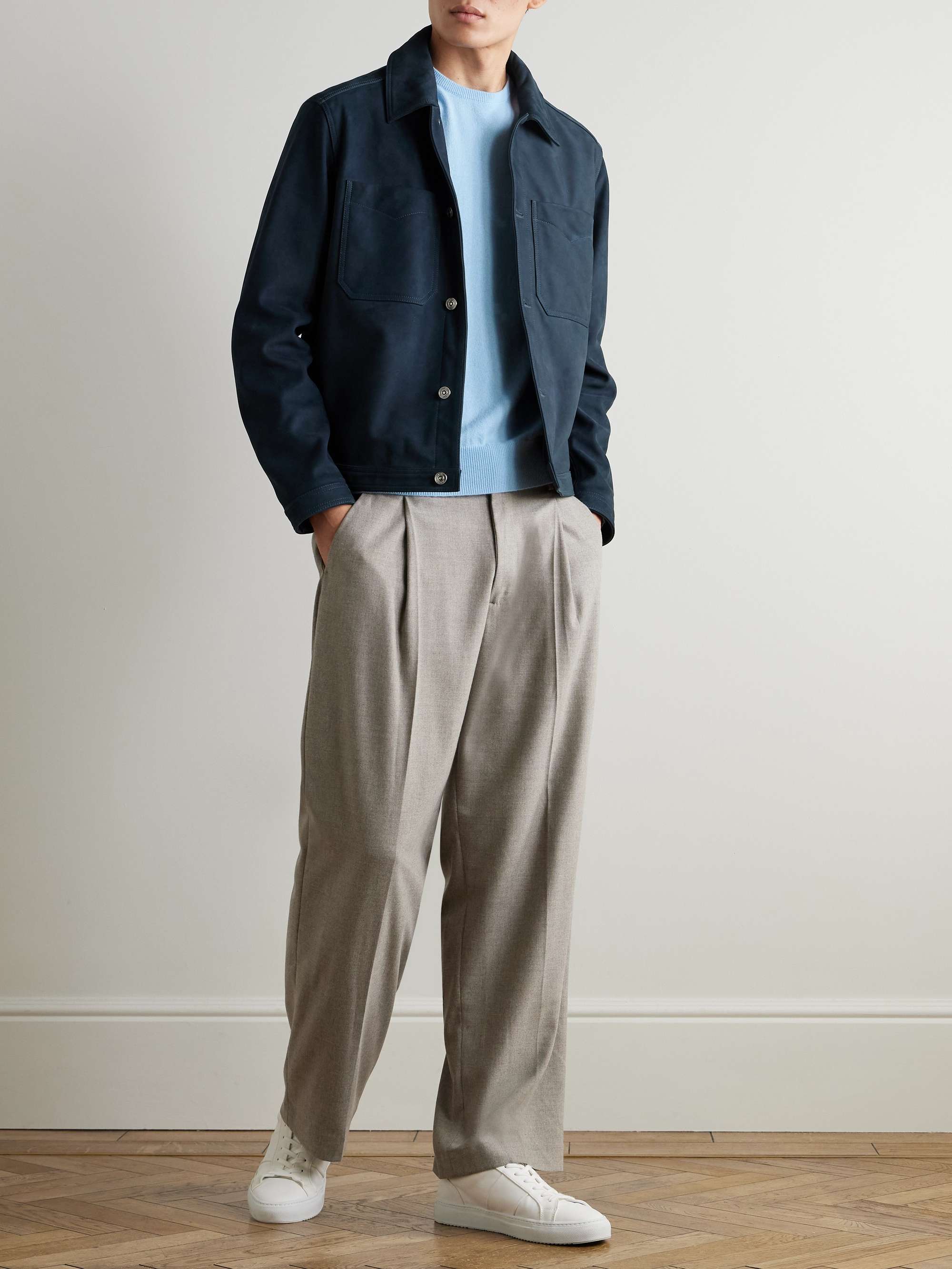 ALLUDE 