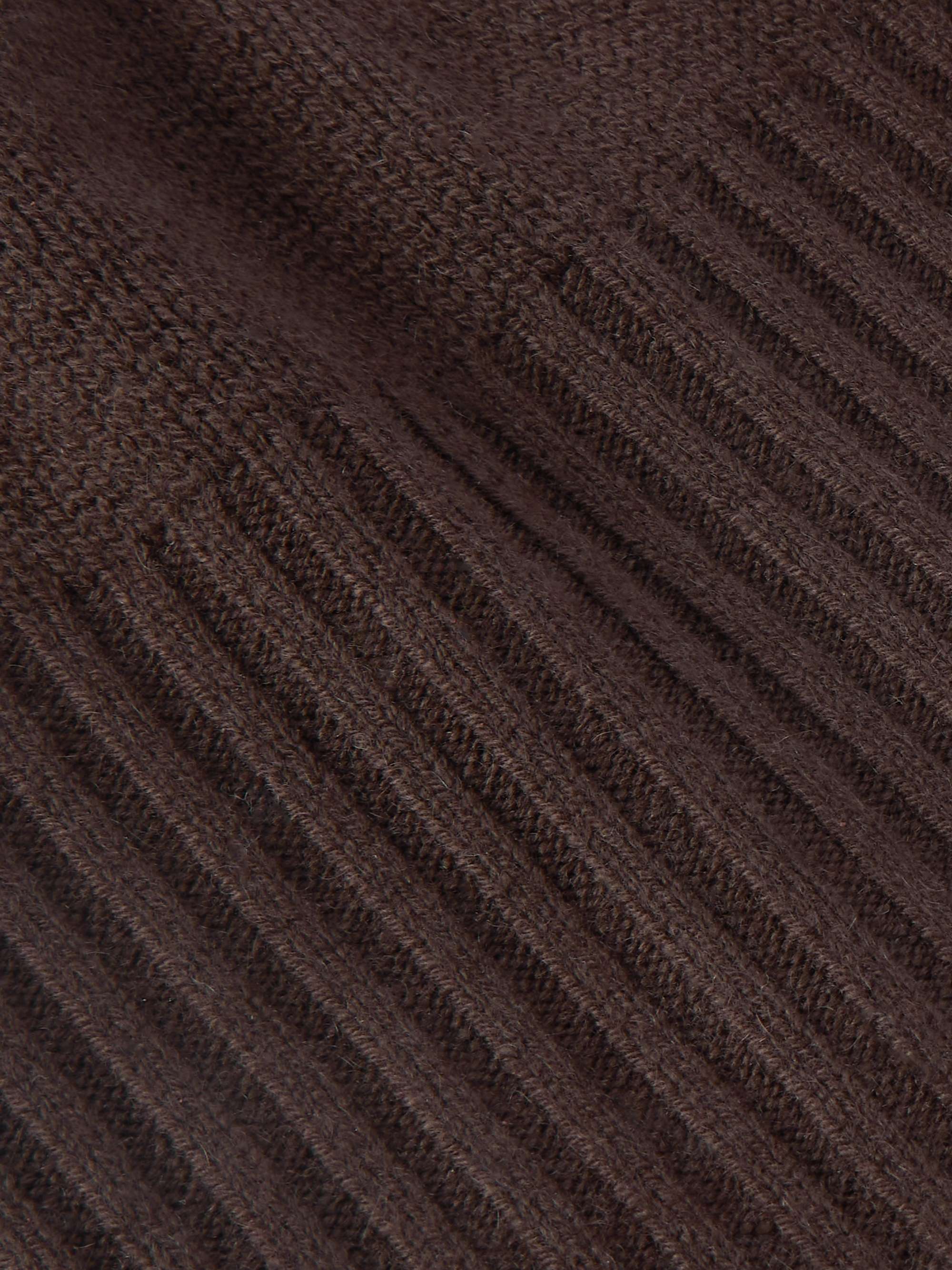 ALLUDE 