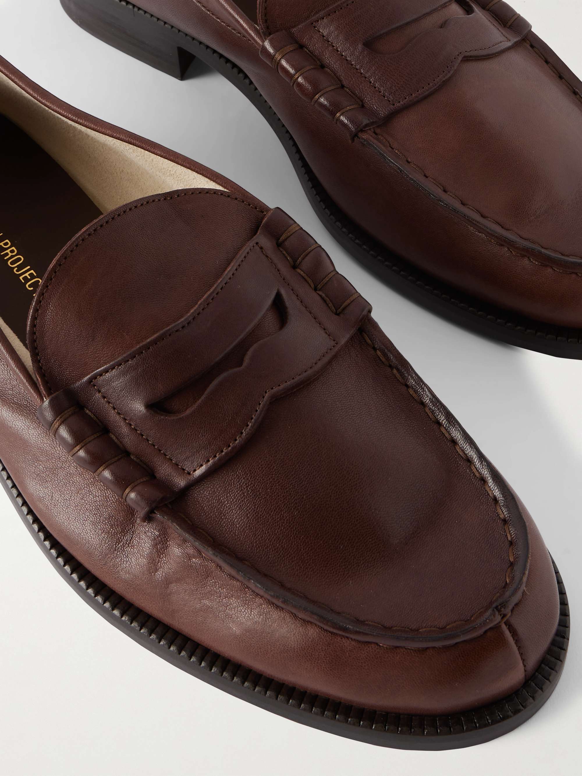 COMMON PROJECTS 