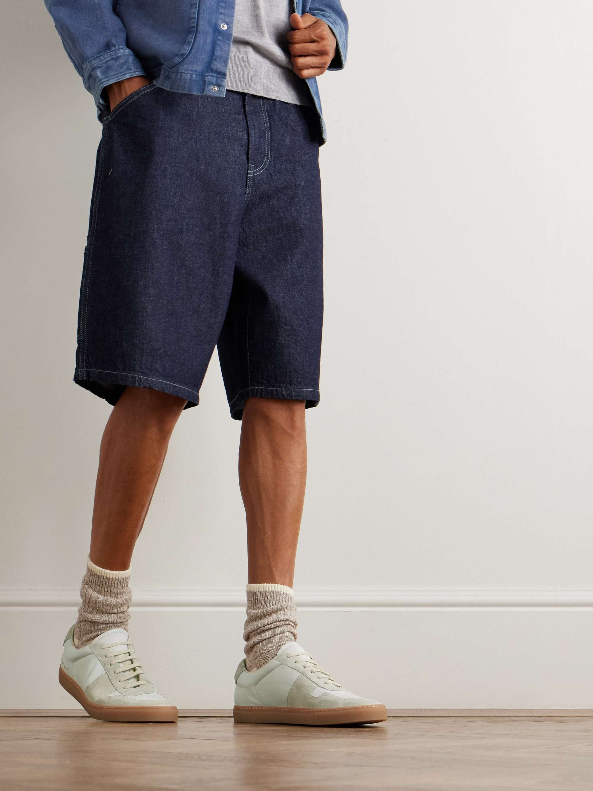 COMMON PROJECTS 