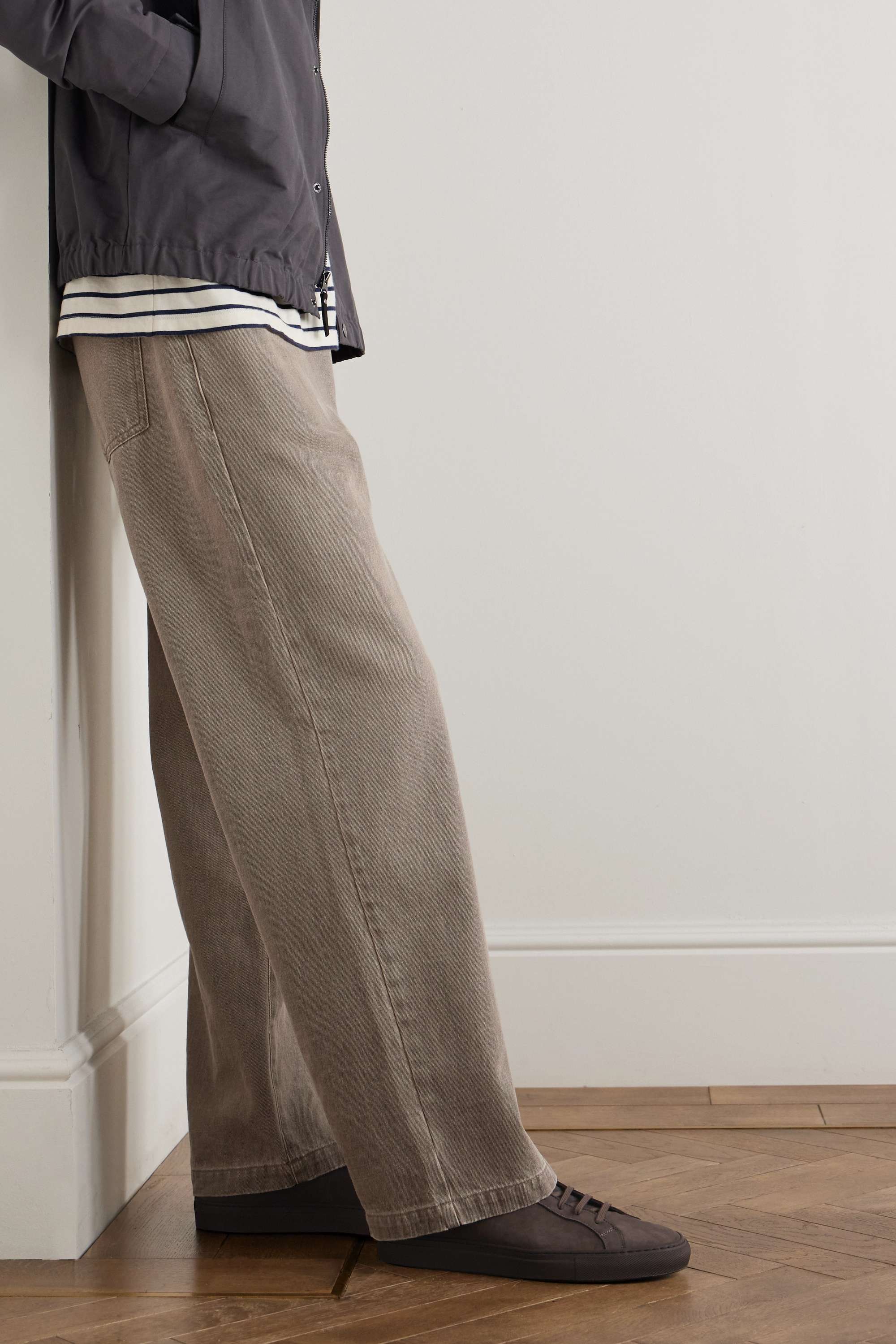 COMMON PROJECTS 