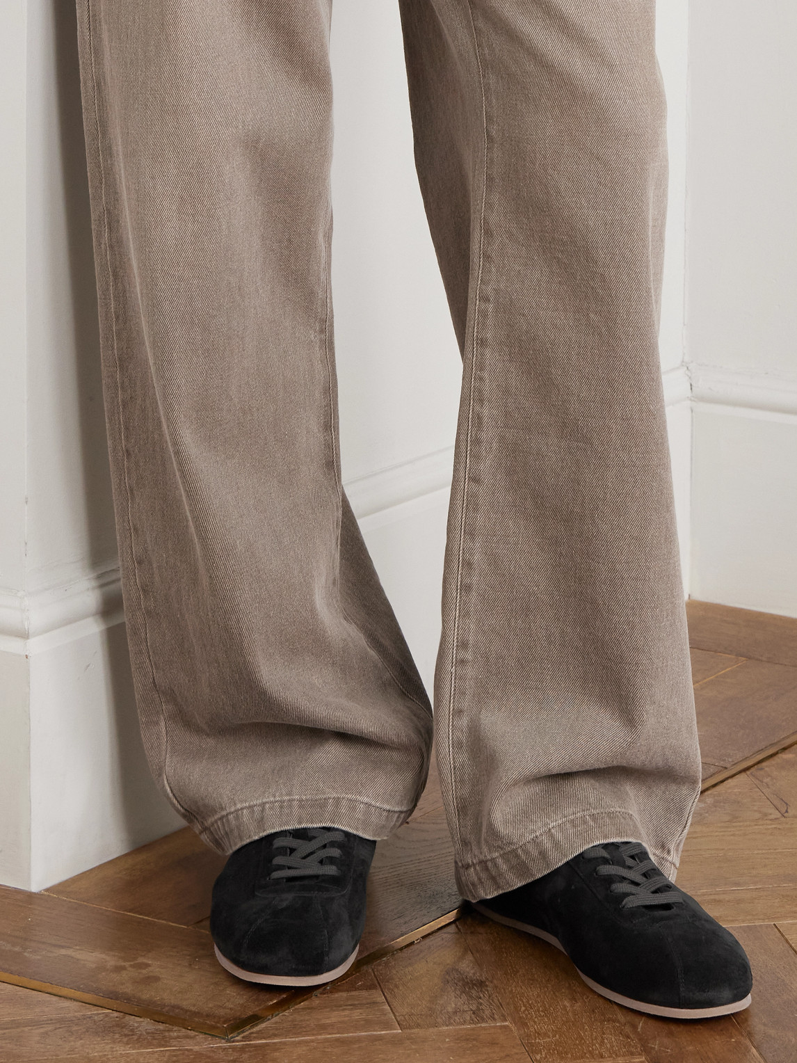 Common Projects Driving Lo Profile Leather-trimmed Suede Sneakers In Black