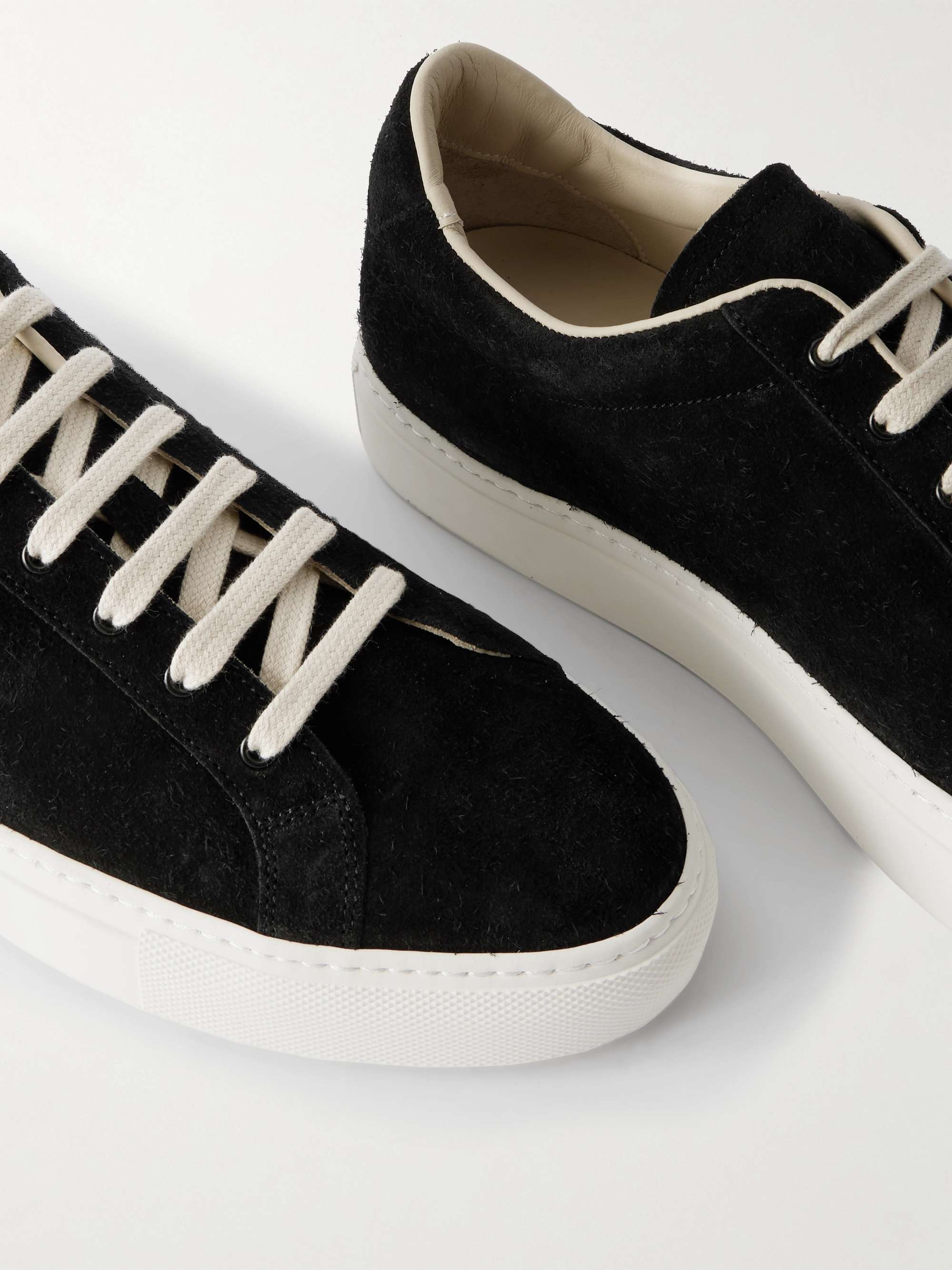COMMON PROJECTS 