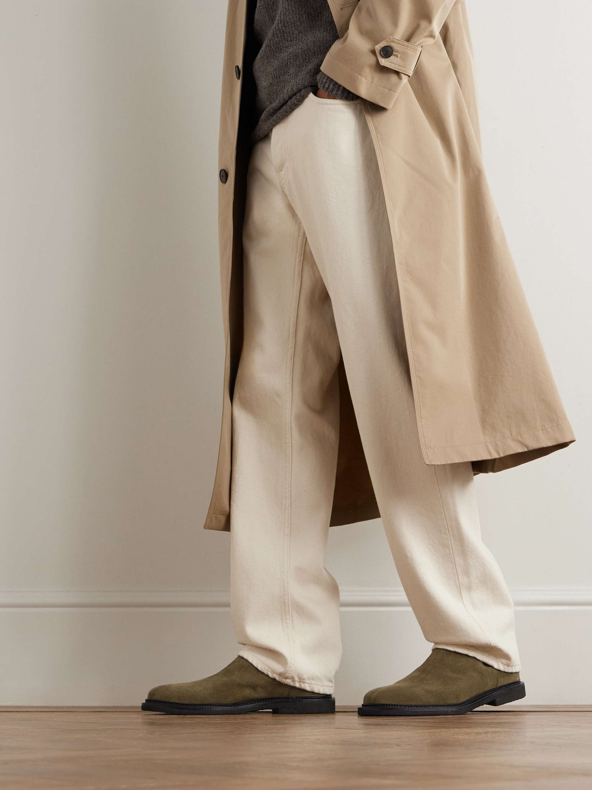 COMMON PROJECTS 