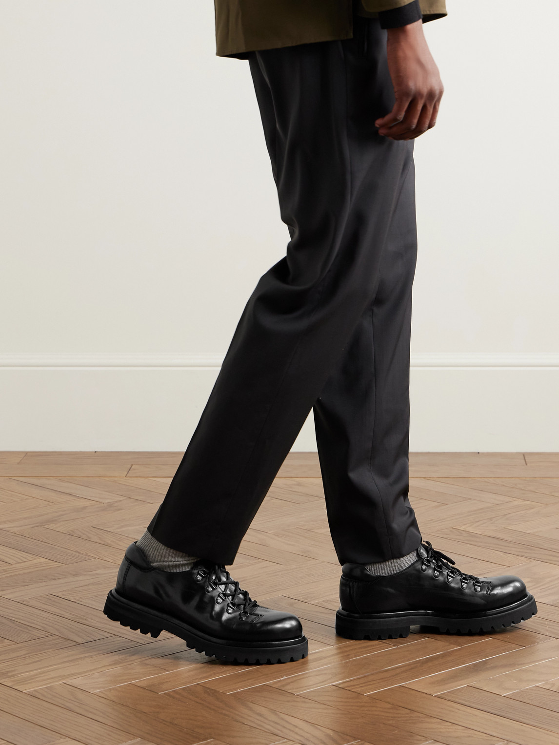Officine Creative Eventual Dd 105 Airbrushed Leather Derby Shoes In Black