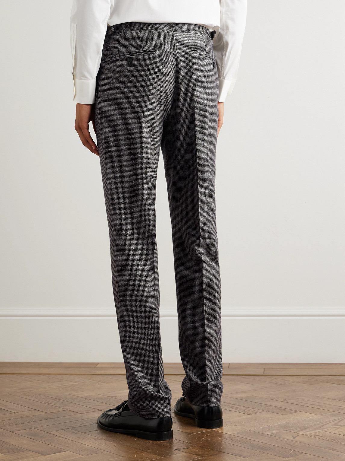 De Petrillo Slim-fit Pleated Houndstooth Virgin Wool Trousers In Gray