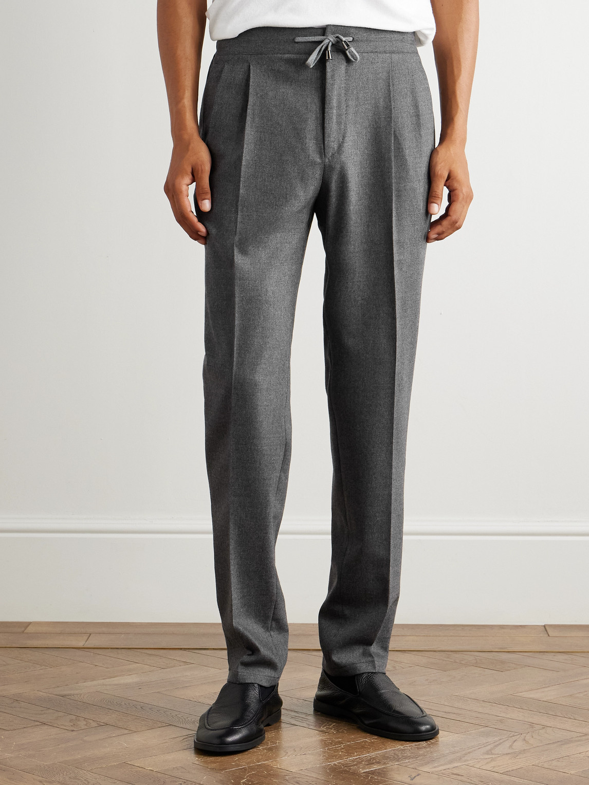De Petrillo Tapered Pleated Wool And Cashmere-blend Flannel Trousers In Gray