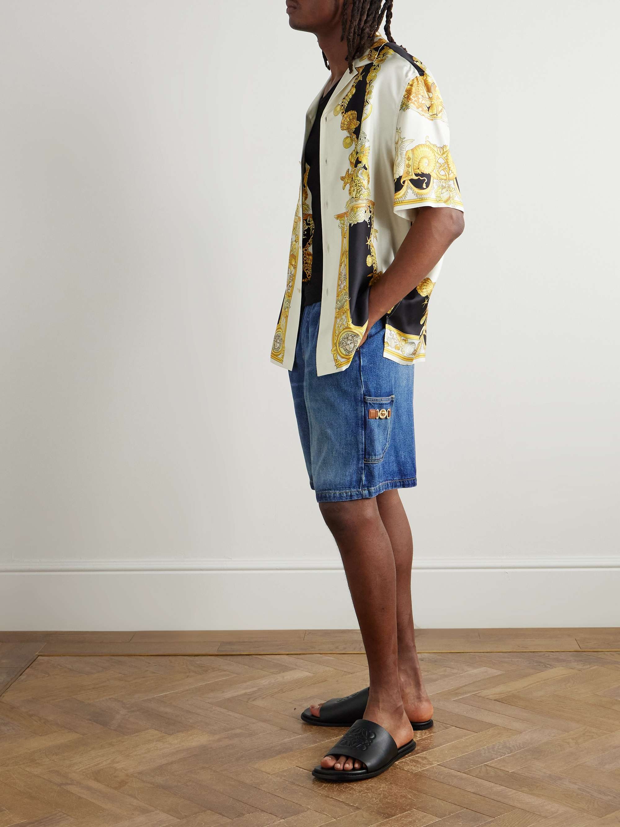 VERSACE 