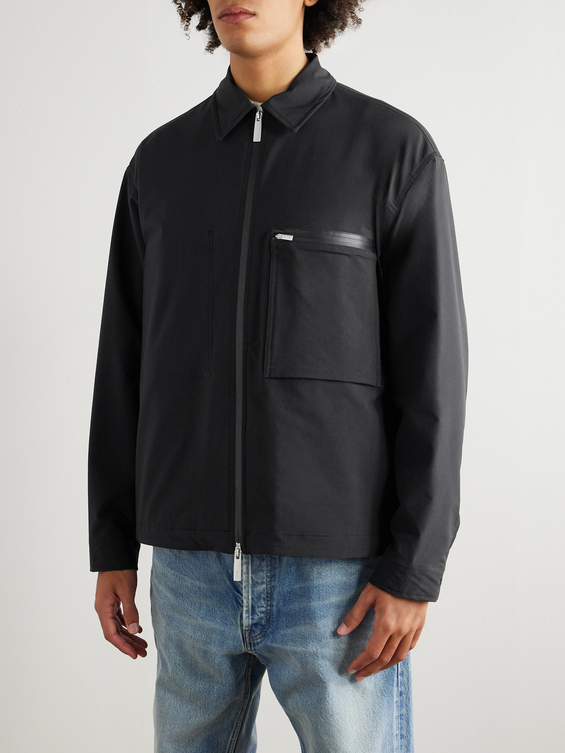 Laminar Shell Jacket In Black