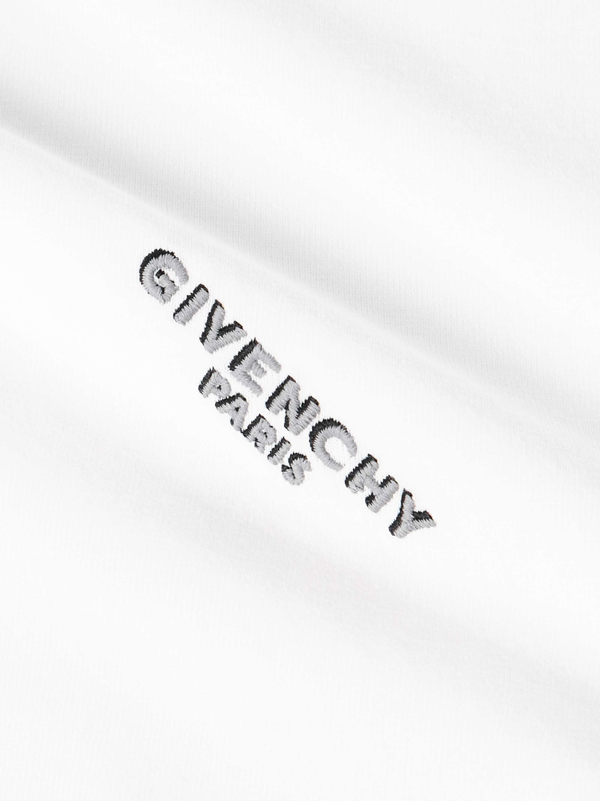 GIVENCHY 
