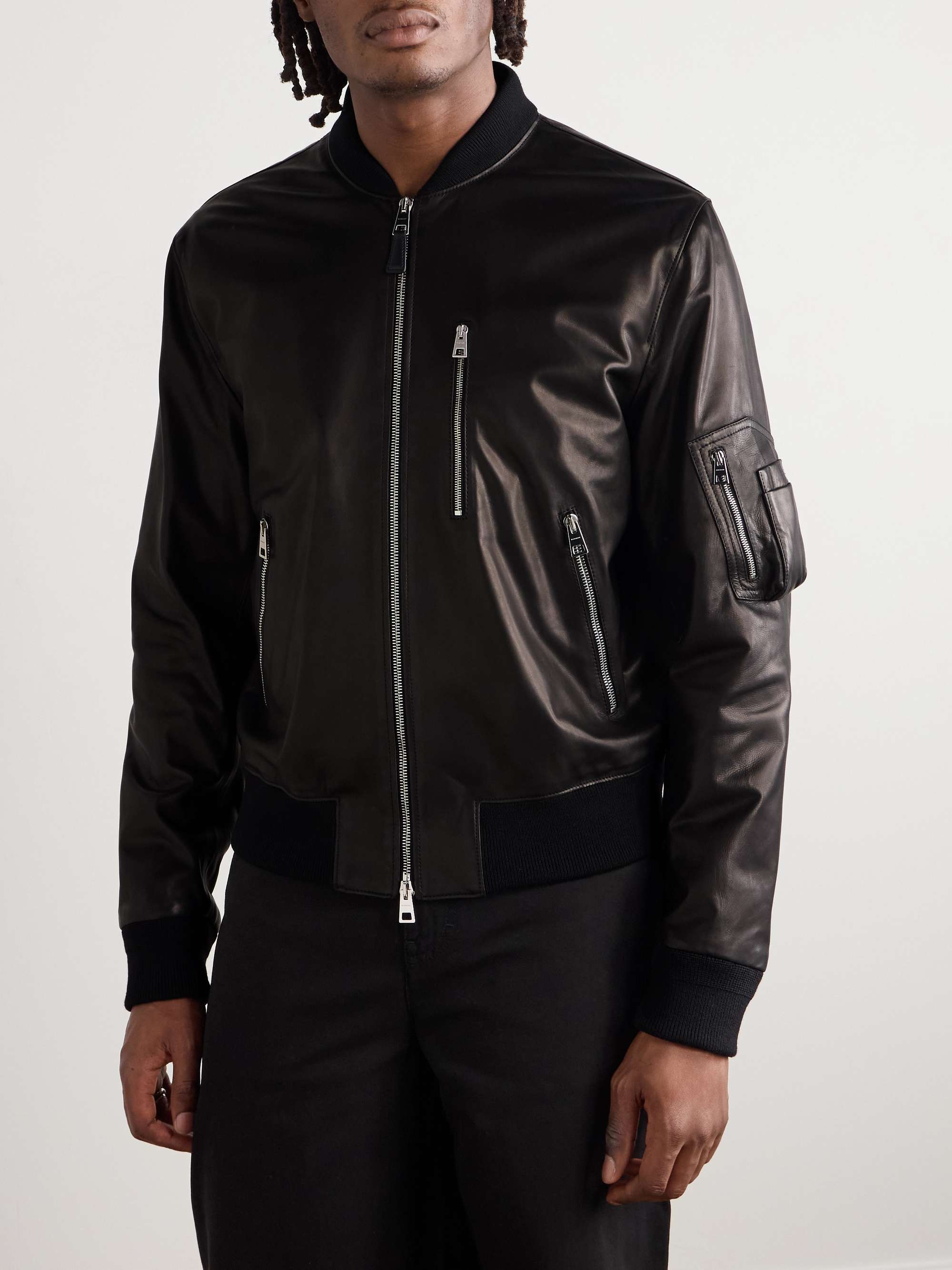 GIVENCHY 